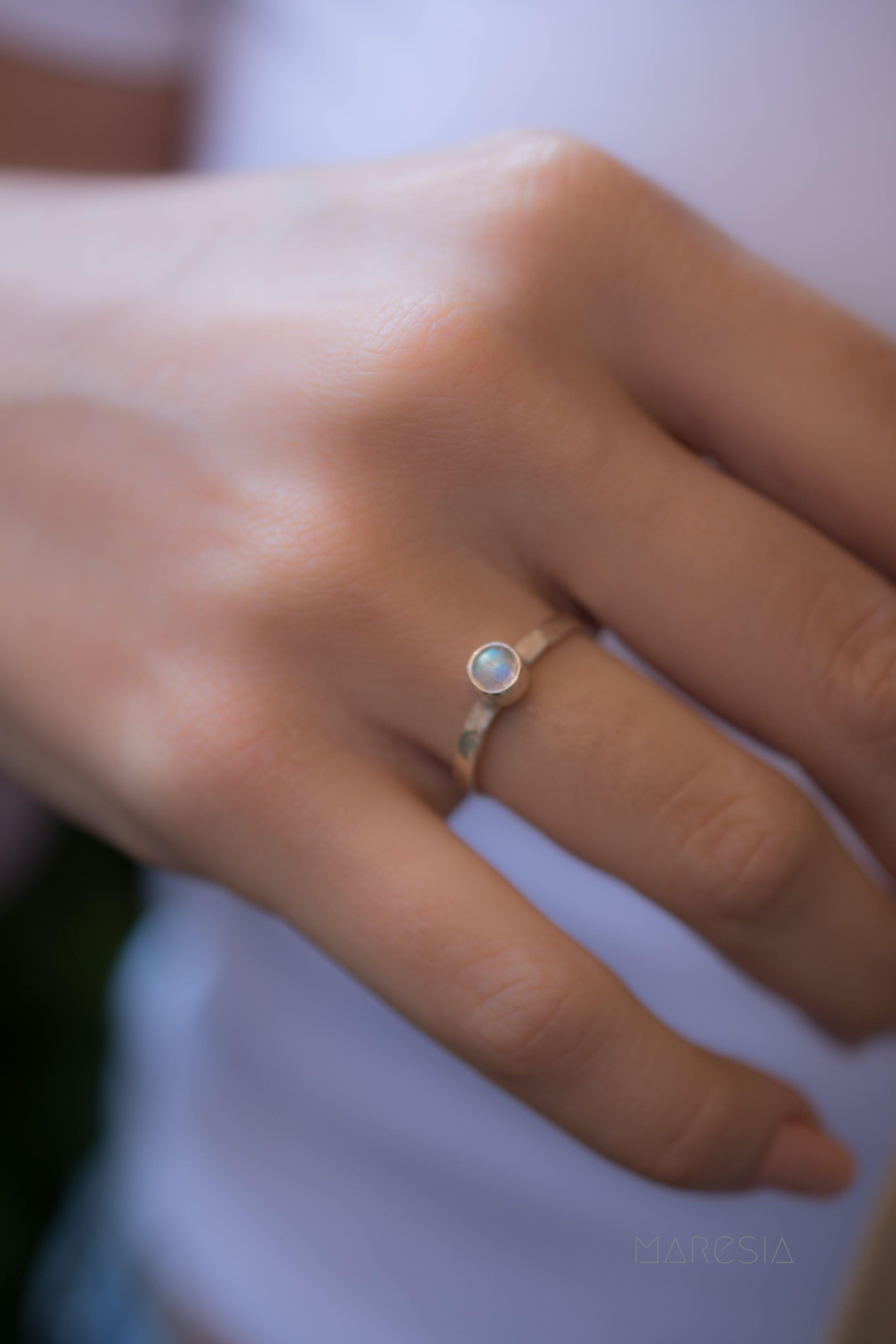 Moonstone Ring~ Sterling Silver 925 ~ MR207 - Maresia Jewelry