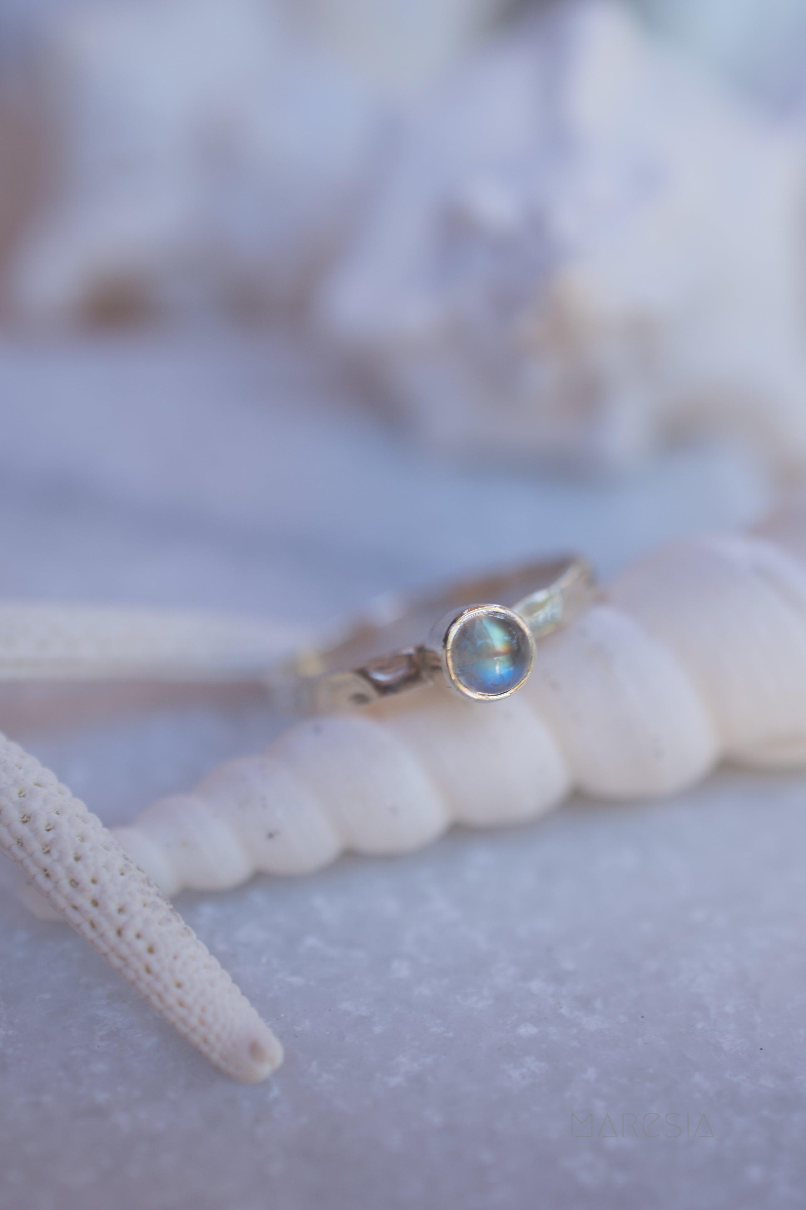 Moonstone Ring~ Sterling Silver 925 ~ MR207 - Maresia Jewelry