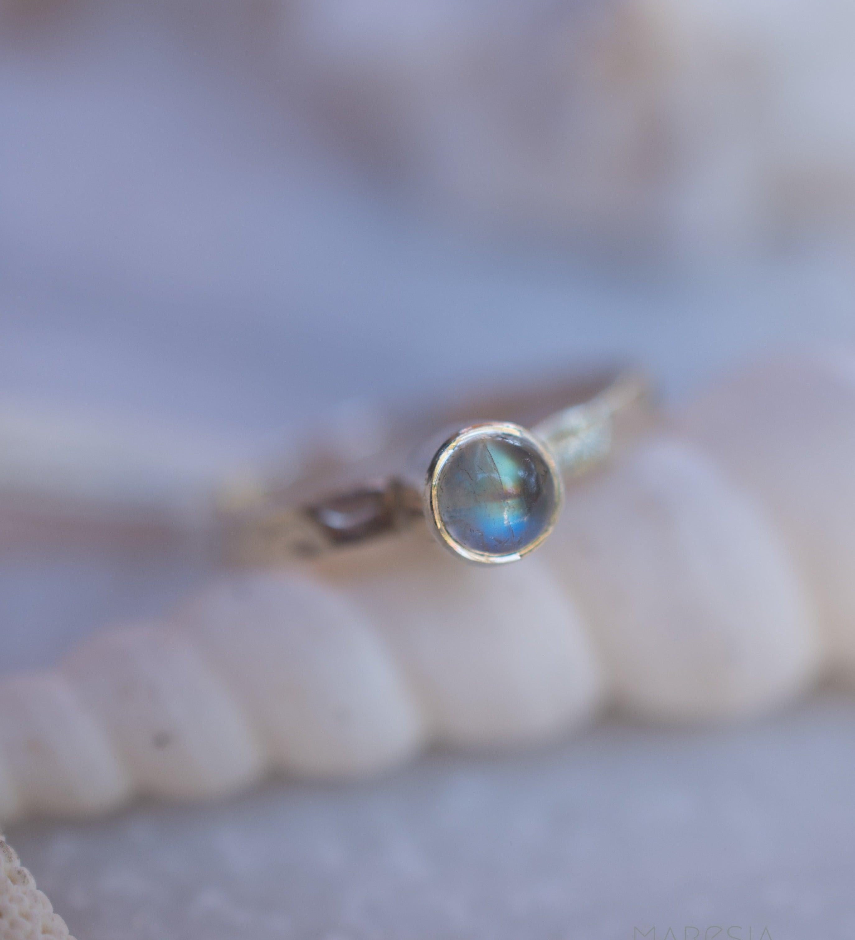 Moonstone Ring~ Sterling Silver 925 ~ MR207 - Maresia Jewelry