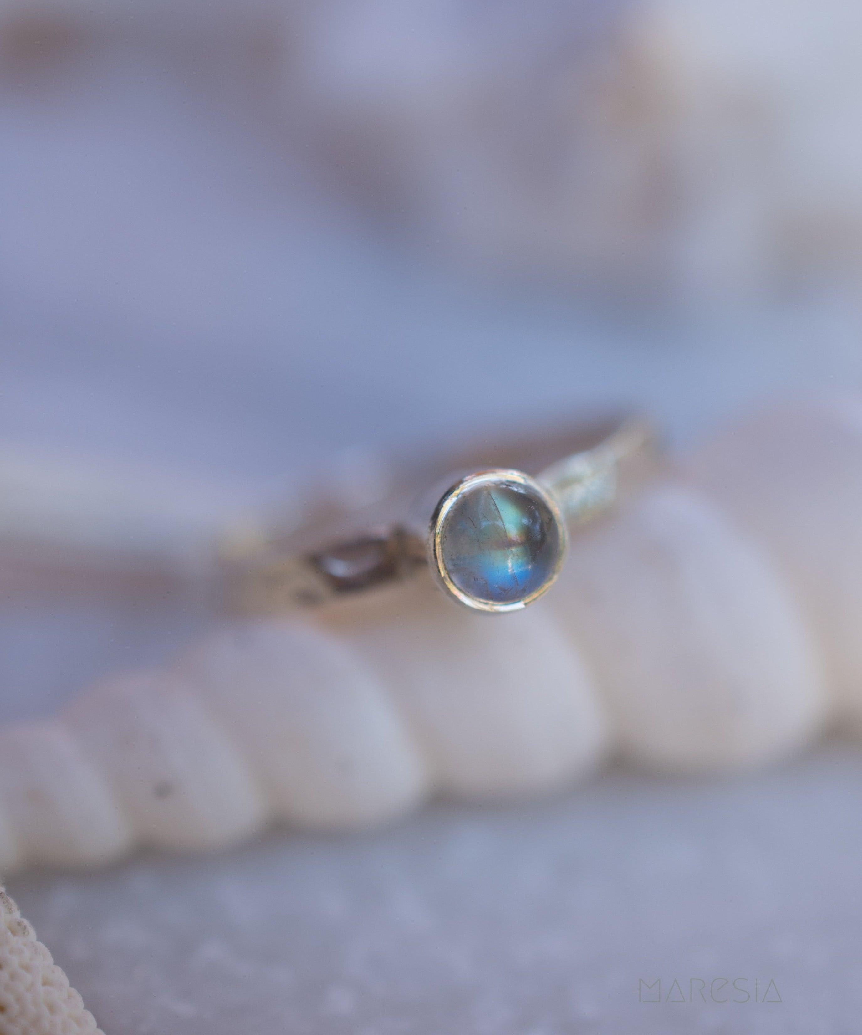 Moonstone Ring~ Sterling Silver 925 ~ MR207 - Maresia Jewelry