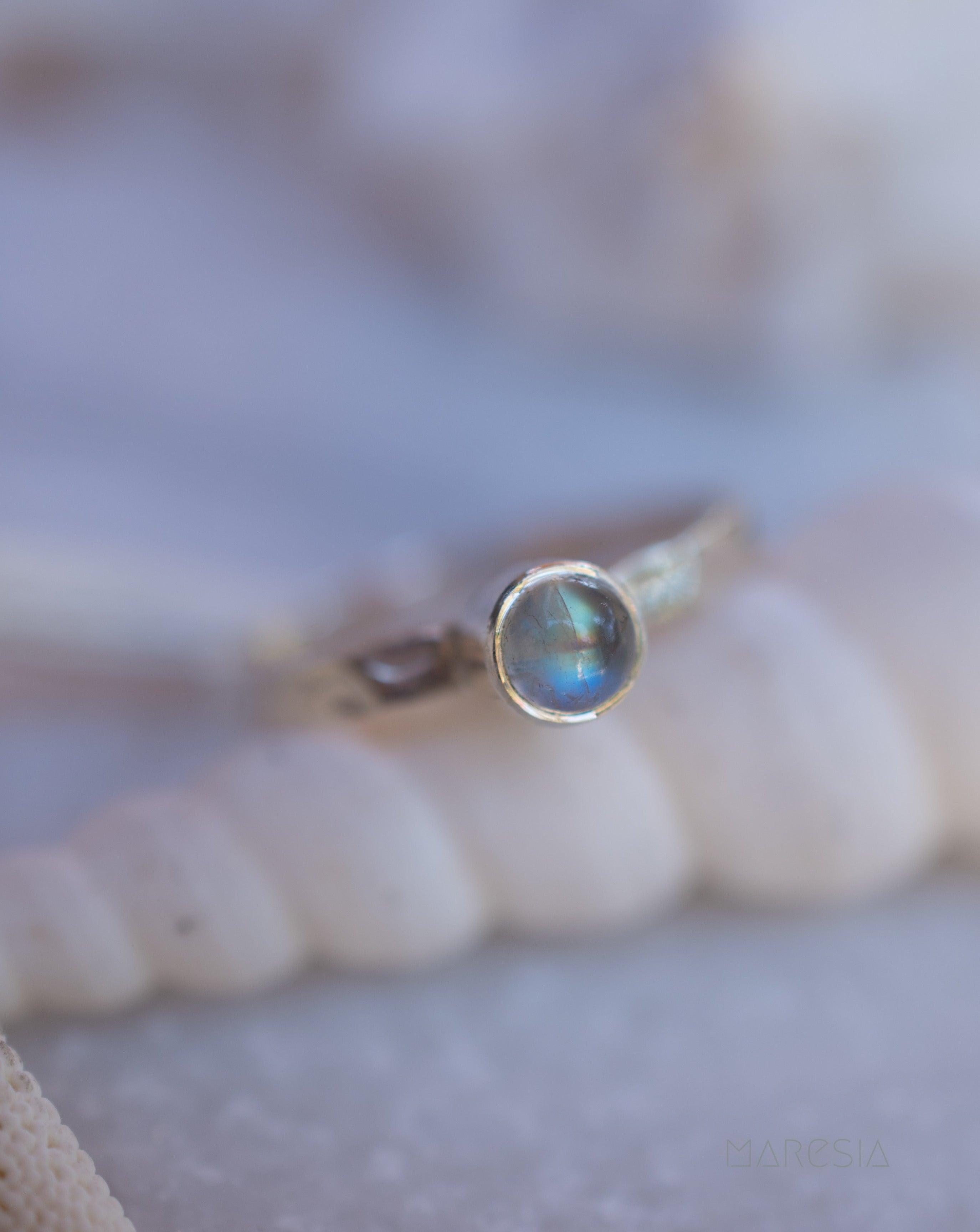 Moonstone Ring~ Sterling Silver 925 ~ MR207 - Maresia Jewelry