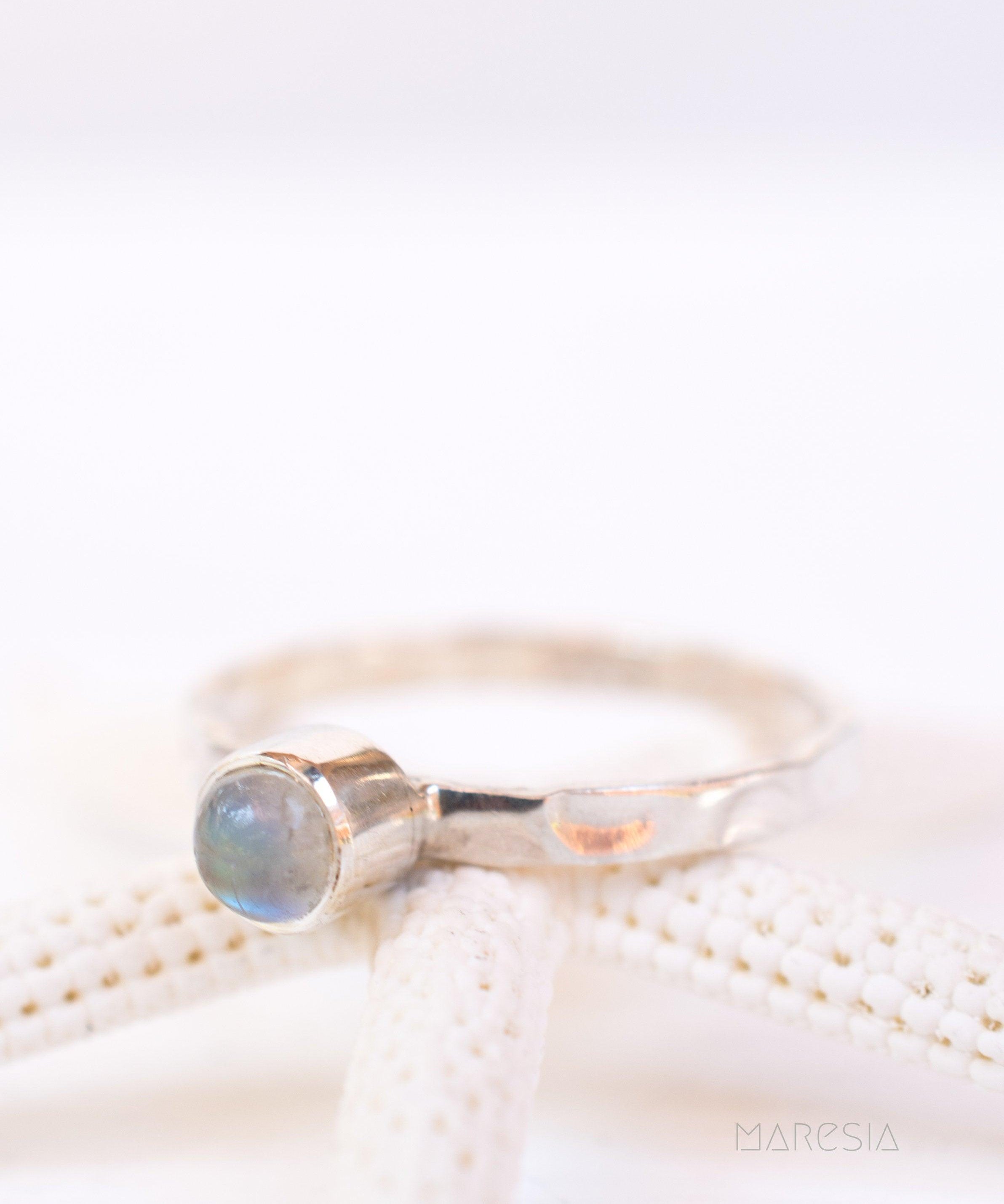 Moonstone Ring~ Sterling Silver 925 ~ MR207 - Maresia Jewelry