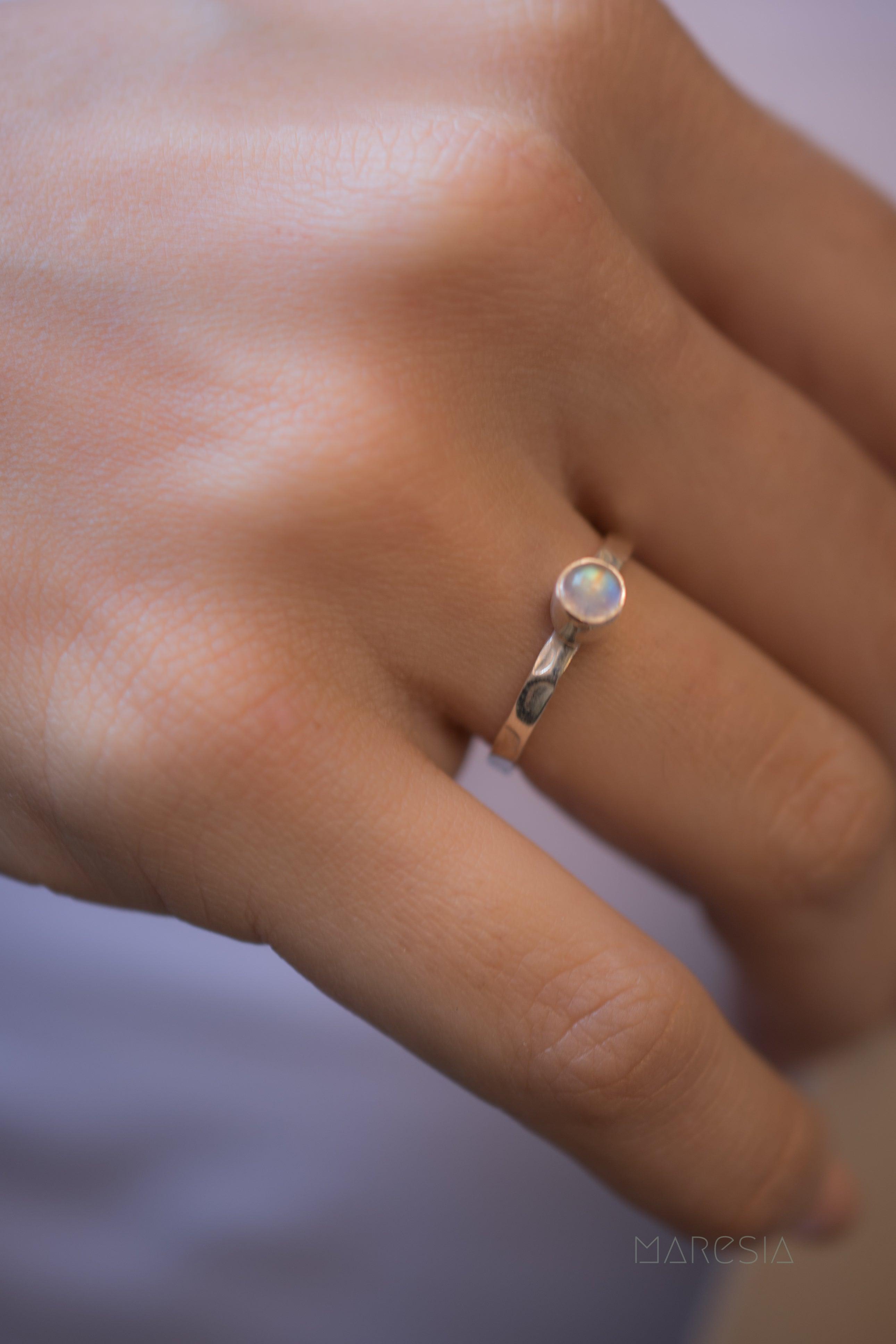 Moonstone Ring~ Sterling Silver 925 ~ MR207 - Maresia Jewelry