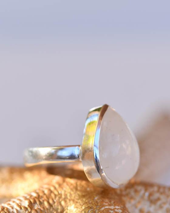 Moonstone Ring ~Sterling Silver 925 ~ MR219 - Maresia Jewelry