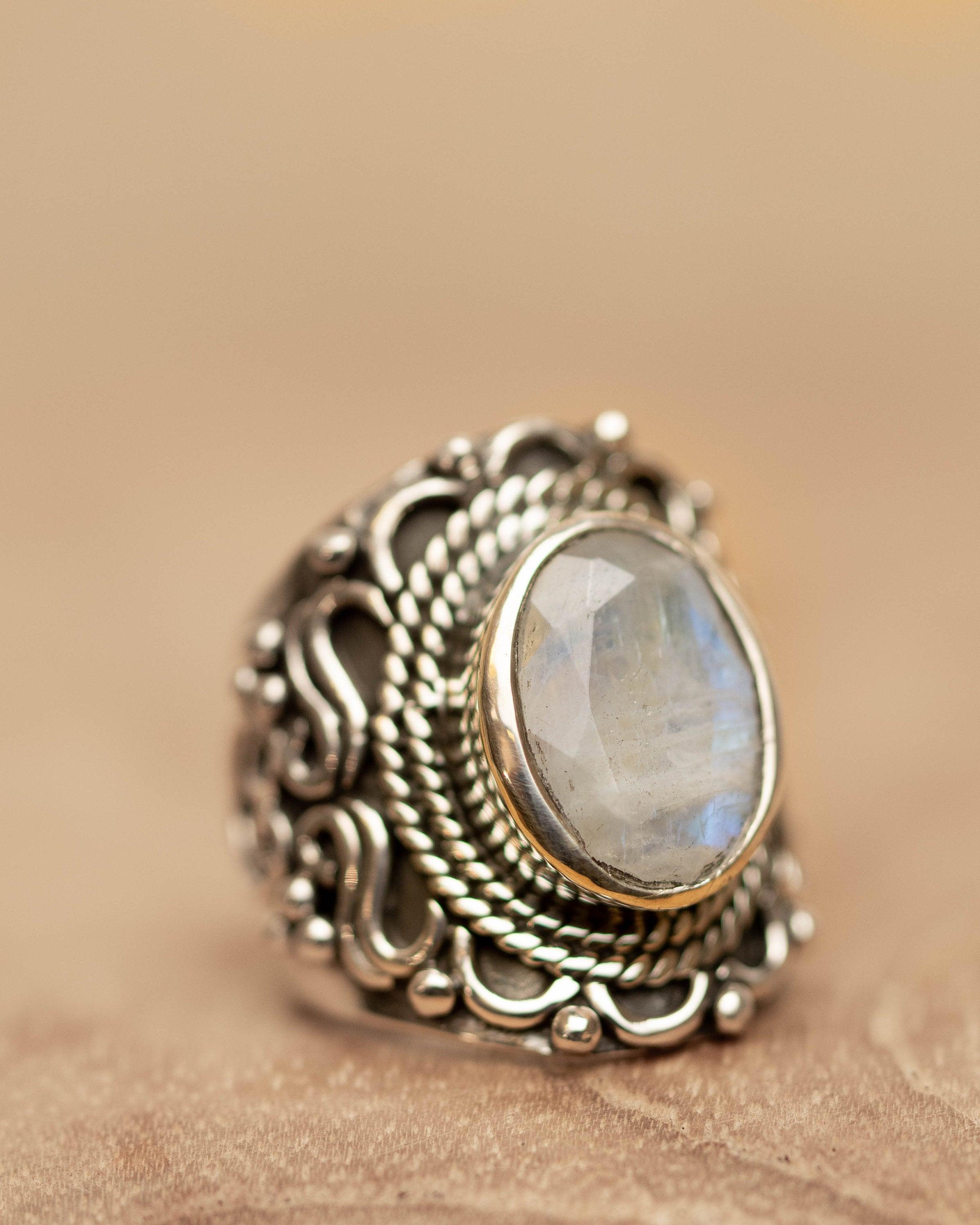 Moonstone Ring ~ June Birthstone ~ Sterling Silver 925 ~ Gemstone ~ Jewelry ~ Statement ~ Boho ~ Handmade ~ Bohemian ~Hippie ~Detailed MR268
