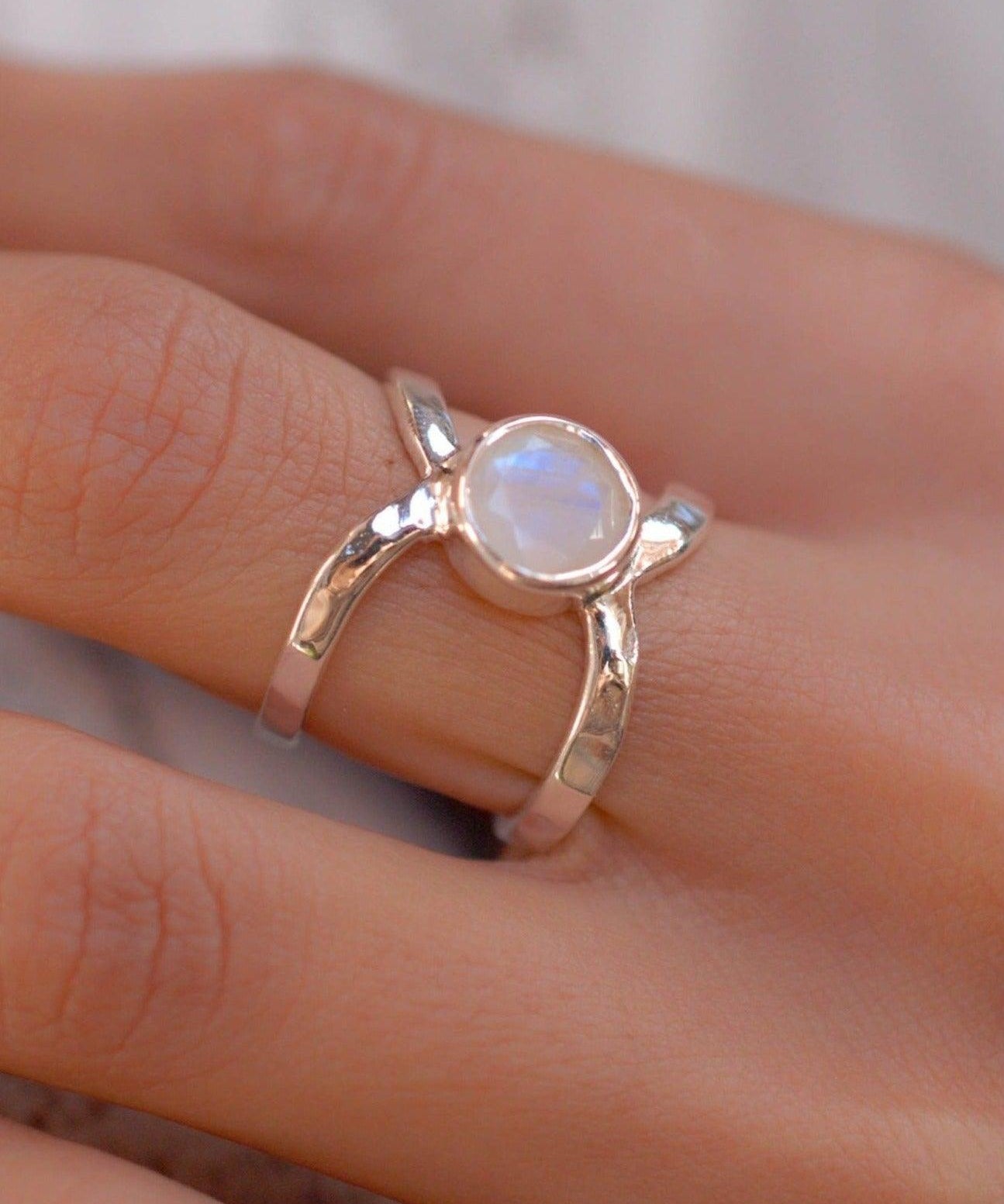 Moonstone ~ Sterling Silver 925 ~ MR002 - Maresia Jewelry
