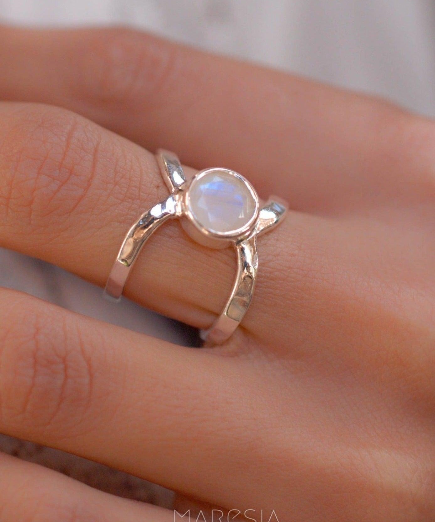 Moonstone ~ Sterling Silver 925 ~ MR002 - Maresia Jewelry