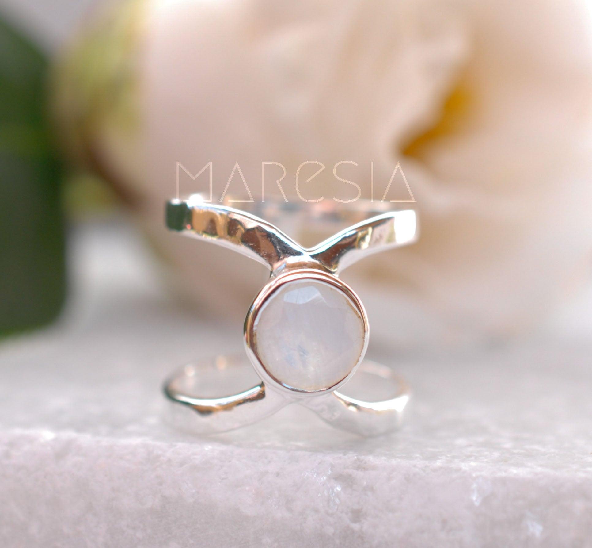 Moonstone ~ Sterling Silver 925 ~ MR002 - Maresia Jewelry