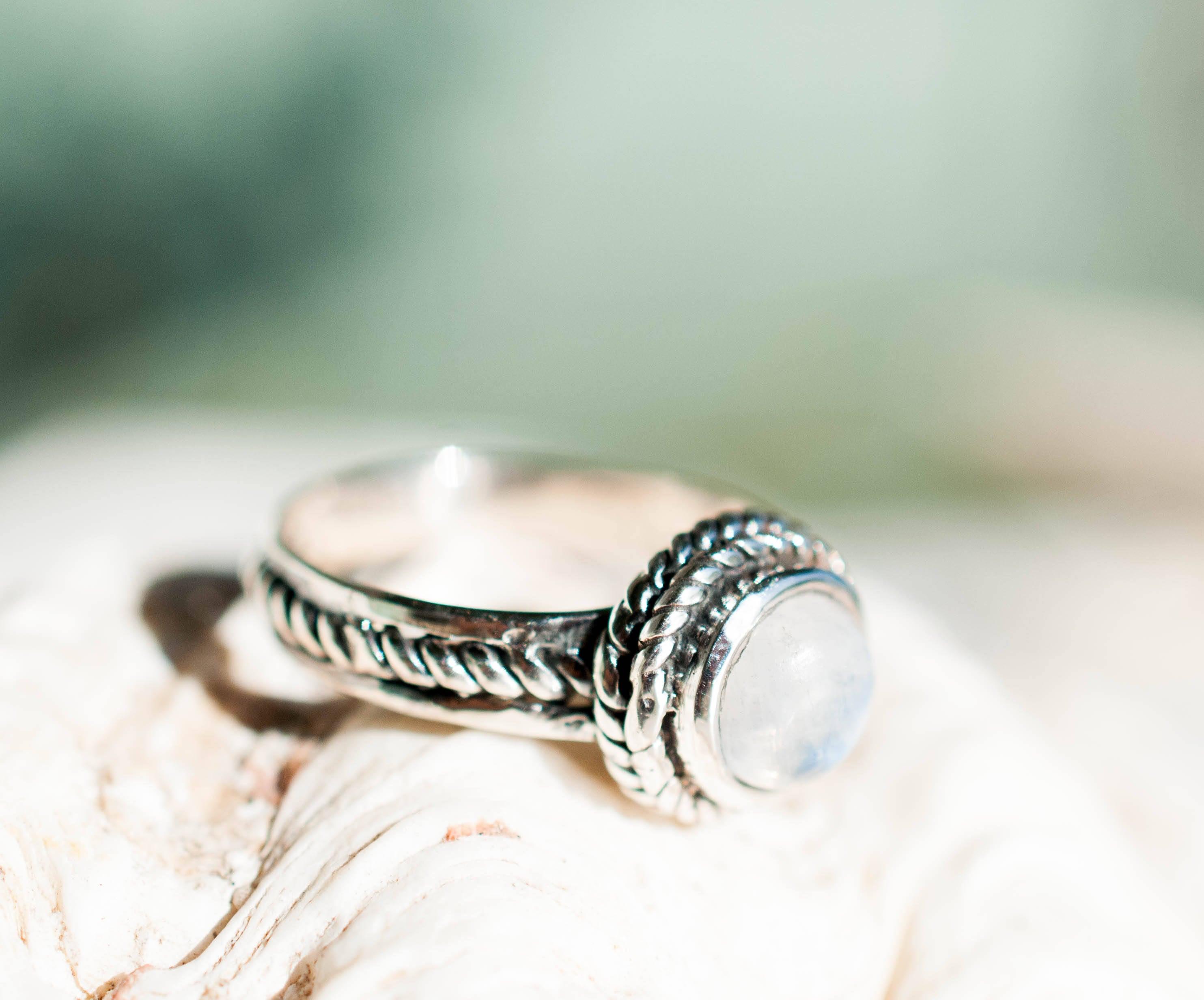 Moonstone ~ Sterling Silver 925 ~MR018 - Maresia Jewelry