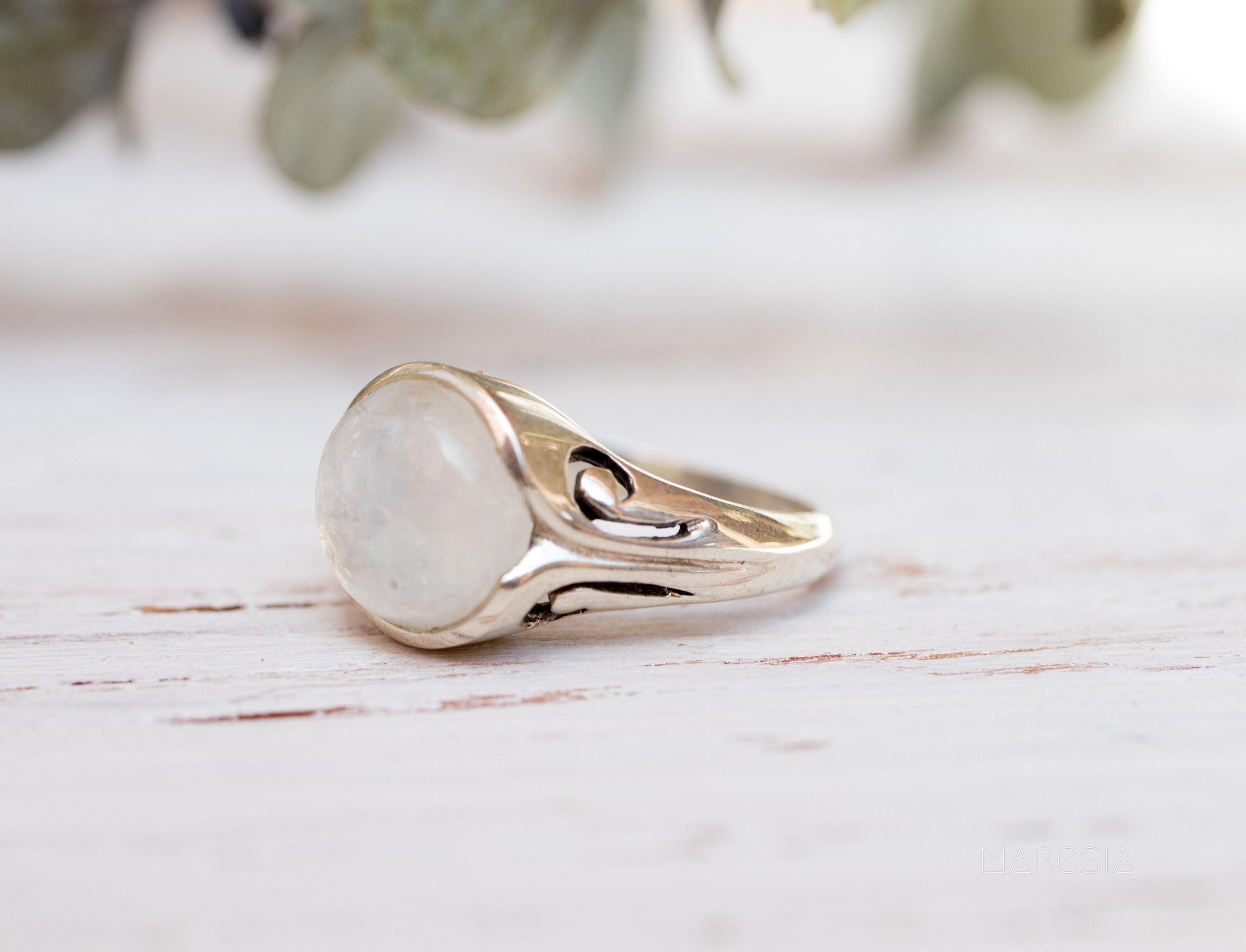 Moonstone ~ Sterling Silver 925 ~ MR120 - Maresia Jewelry