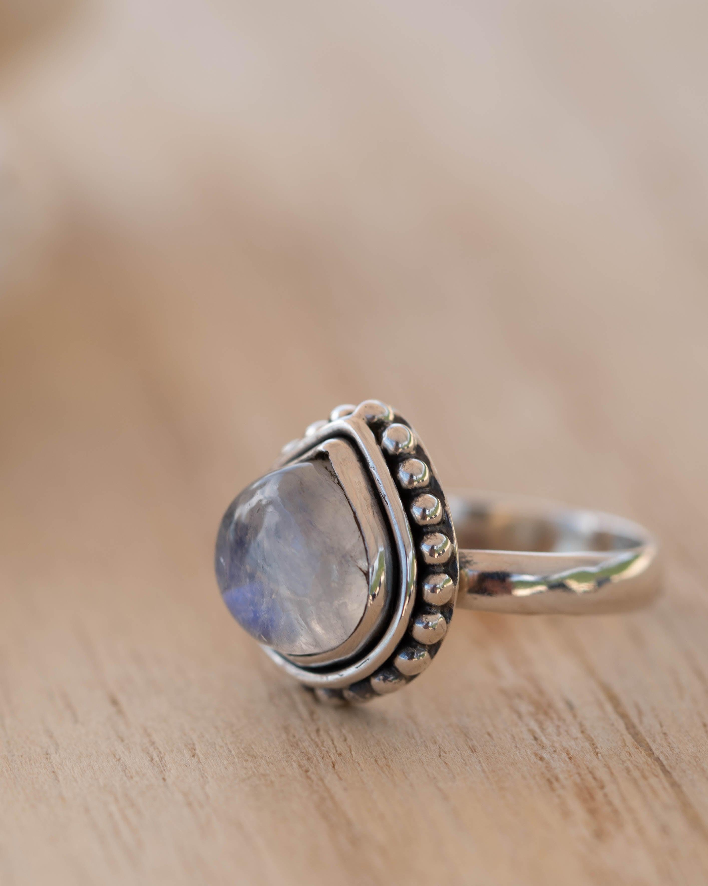 Moonstone ~ Sterling Silver 925 ~MR134 - Maresia Jewelry