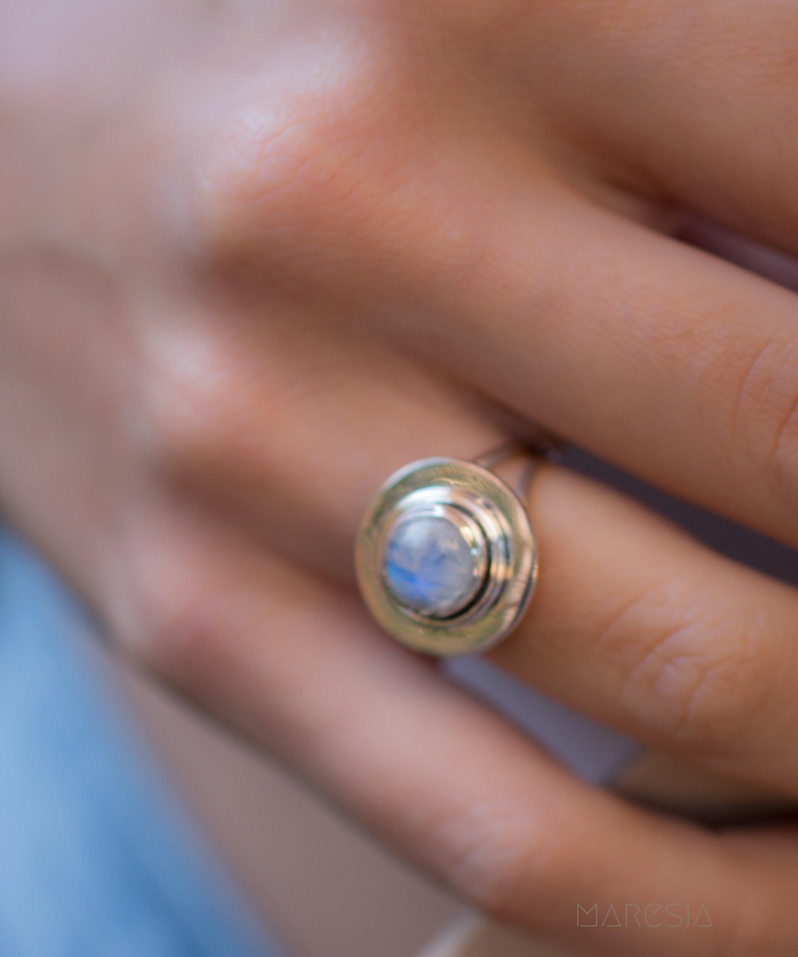 Moonstone ~ Sterling Silver 925 ~ MR173 - Maresia Jewelry
