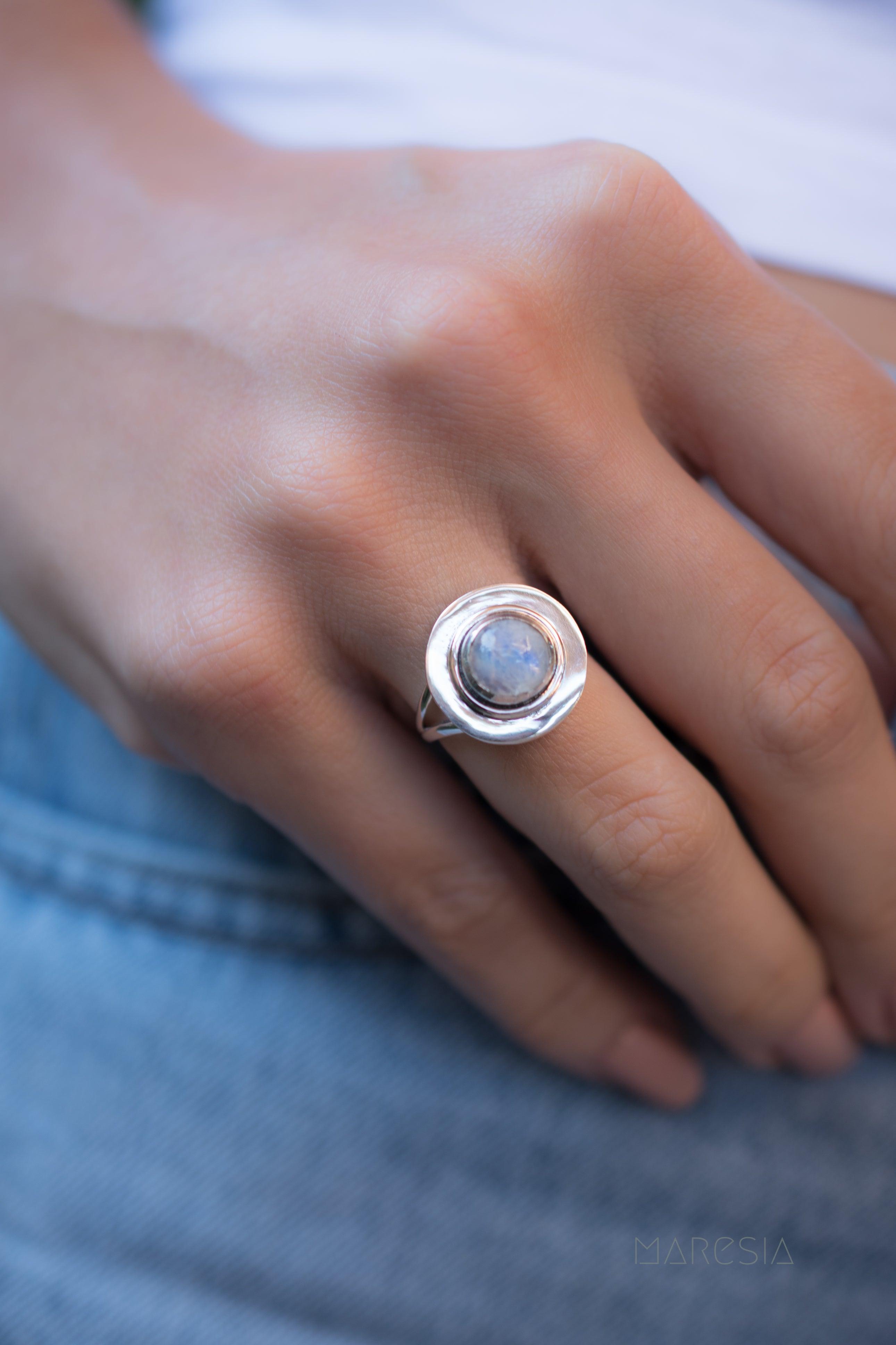 Moonstone ~ Sterling Silver 925 ~ MR173 - Maresia Jewelry