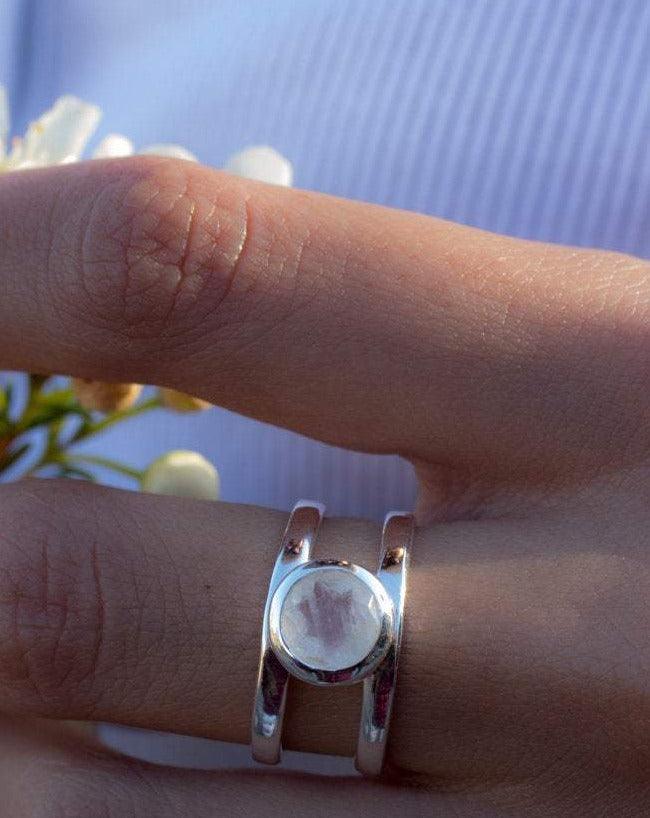 Moonstone ~ Sterling Silver 925 ~ MR184 - Maresia Jewelry