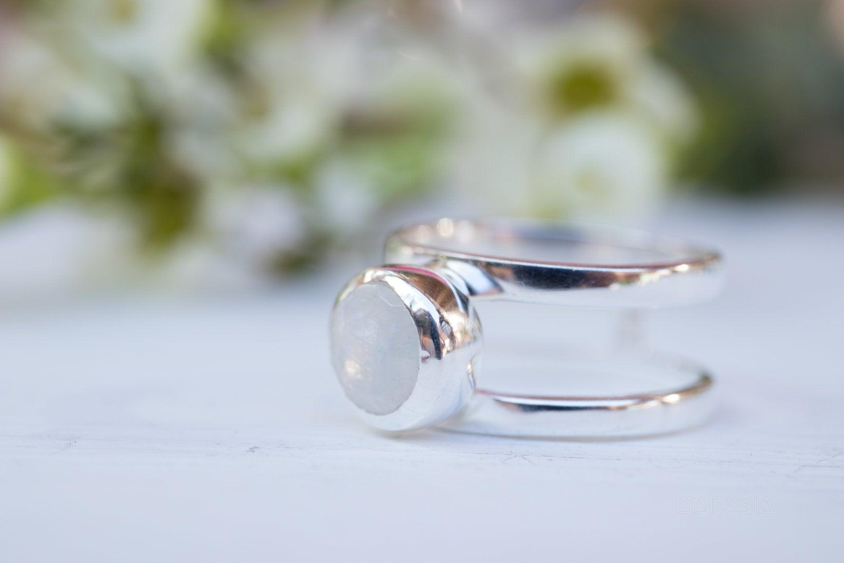 Moonstone ~ Sterling Silver 925 ~ MR184 - Maresia Jewelry