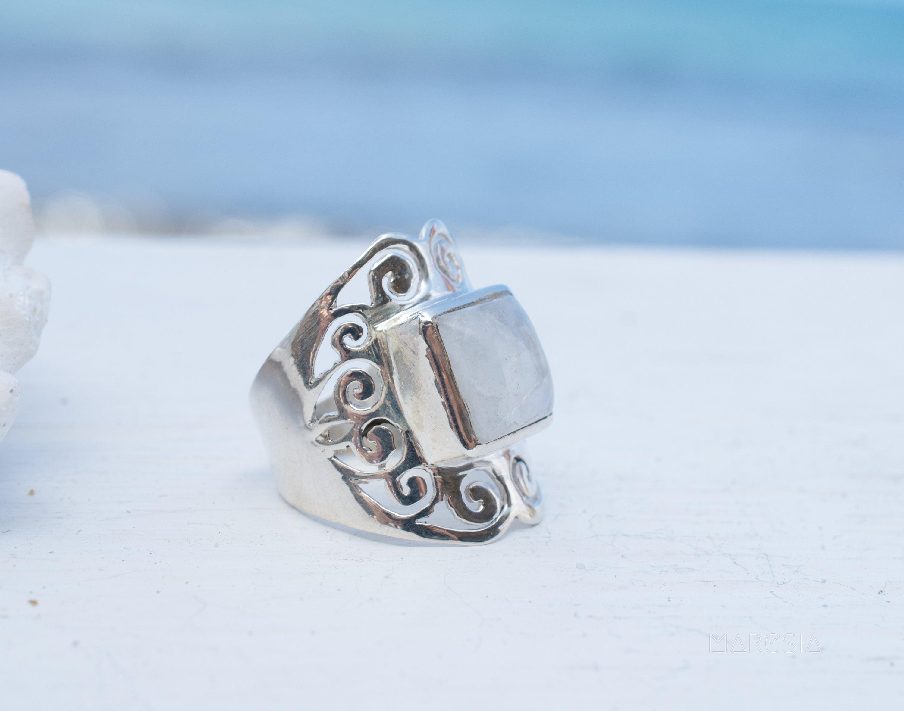 Moonstone ~ Sterling Silver 925 ~MR194 - Maresia Jewelry