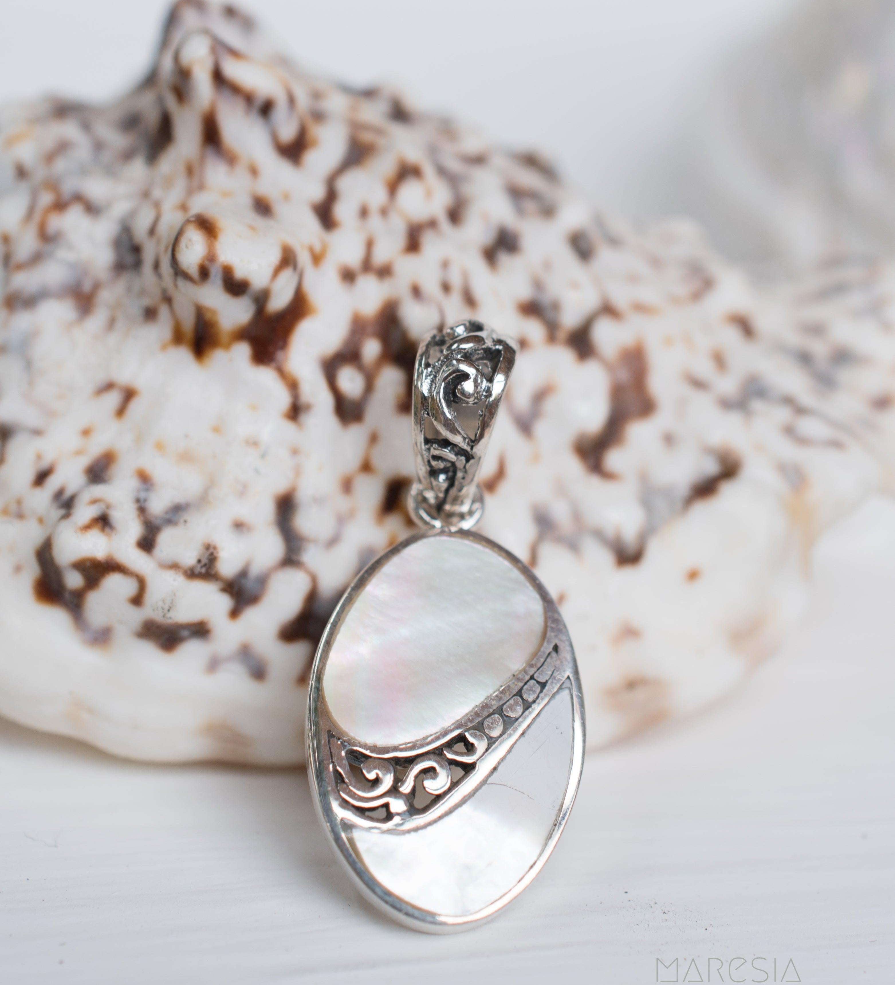 Pendant ~ Abalone, Mother of Pearl or Coral ~ Sterling Silver 925 ~SMP013 - Maresia Jewelry