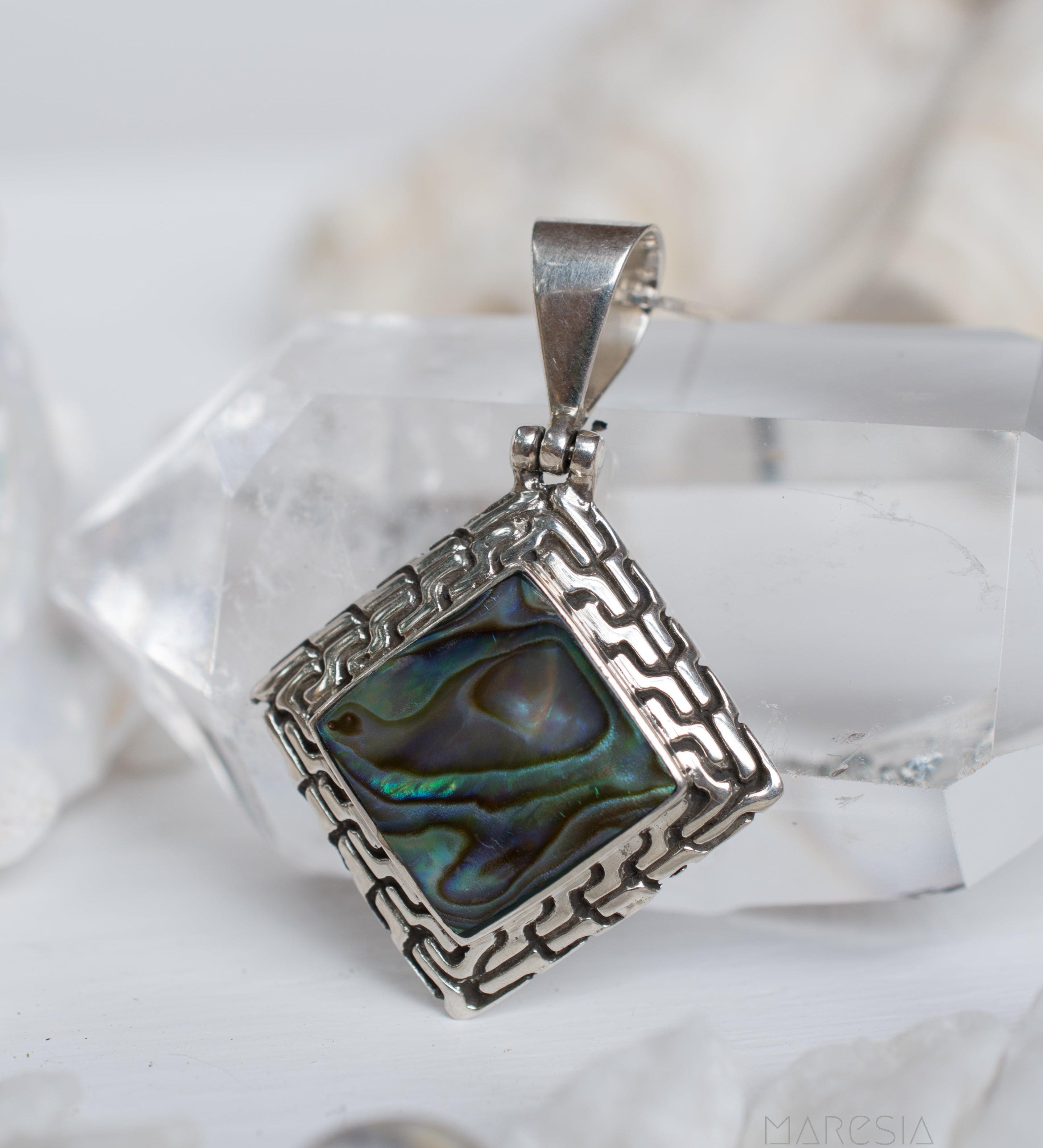 Pendant ~ Abalone or Mother of Pearl ~ Sterling Silver 925 ~SMP008 - Maresia Jewelry