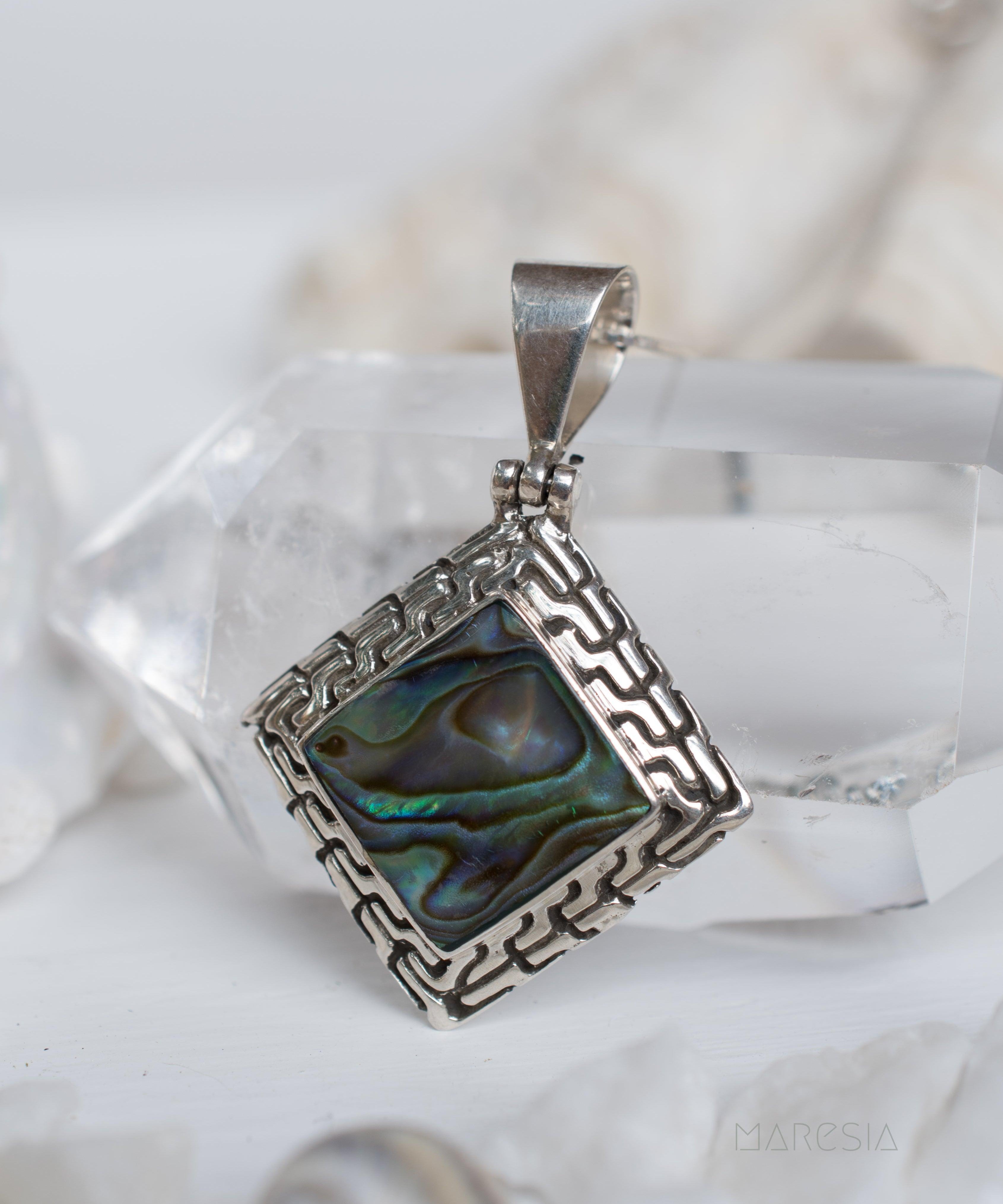 Pendant ~ Abalone or Mother of Pearl ~ Sterling Silver 925 ~SMP008 - Maresia Jewelry