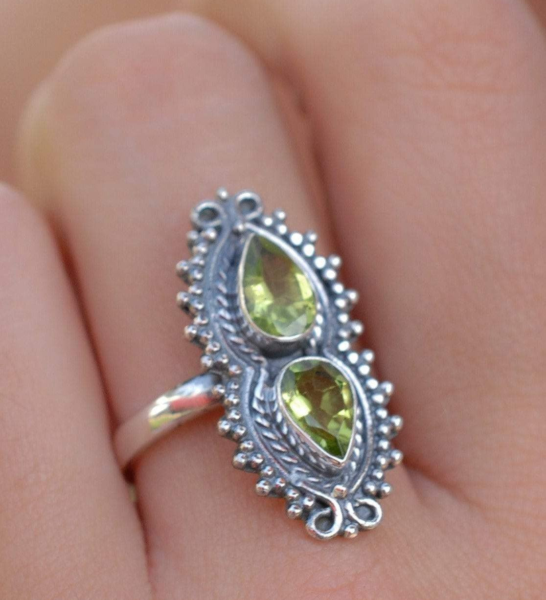 Peridot Ring ~ Sterling Silver 925 ~MR043 - Maresia Jewelry