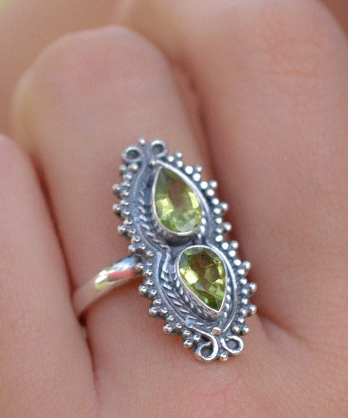 Peridot Ring ~ Sterling Silver 925 ~MR043 - Maresia Jewelry