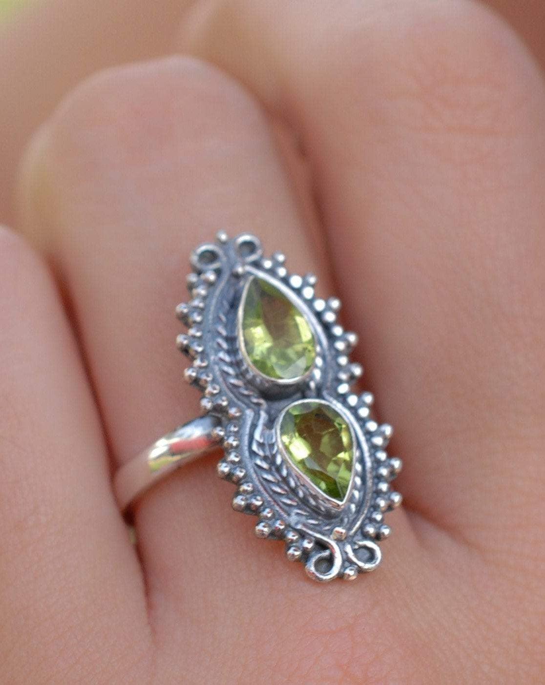 Peridot Ring ~ Sterling Silver 925 ~MR043 - Maresia Jewelry