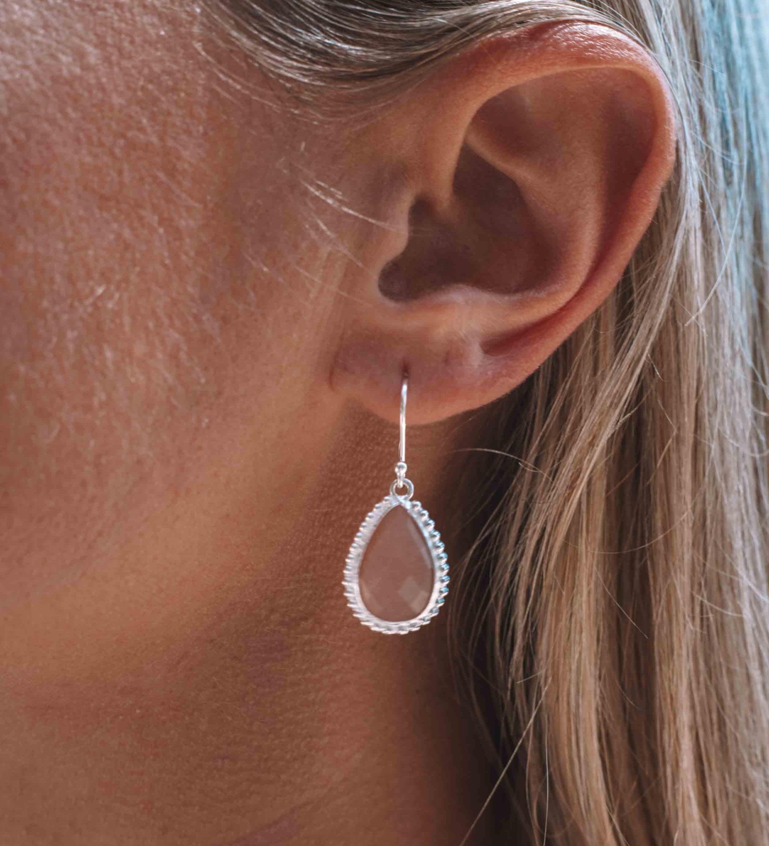 Pink Moonstone Earrings ~ Sterling Silver 925 ~ME193 - Maresia Jewelry