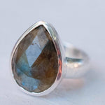 Pitangueiras Rainbow Labradorite Ring ~ Sterling Silver 925 ~MR027 - Maresia Jewelry