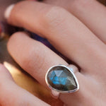 Pitangueiras Rainbow Labradorite Ring ~ Sterling Silver 925 ~MR027 - Maresia Jewelry