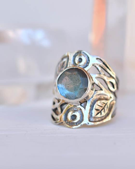 Rainbow Labradorite Ring ~Sterling Silver 925 ~MR047 - Maresia Jewelry