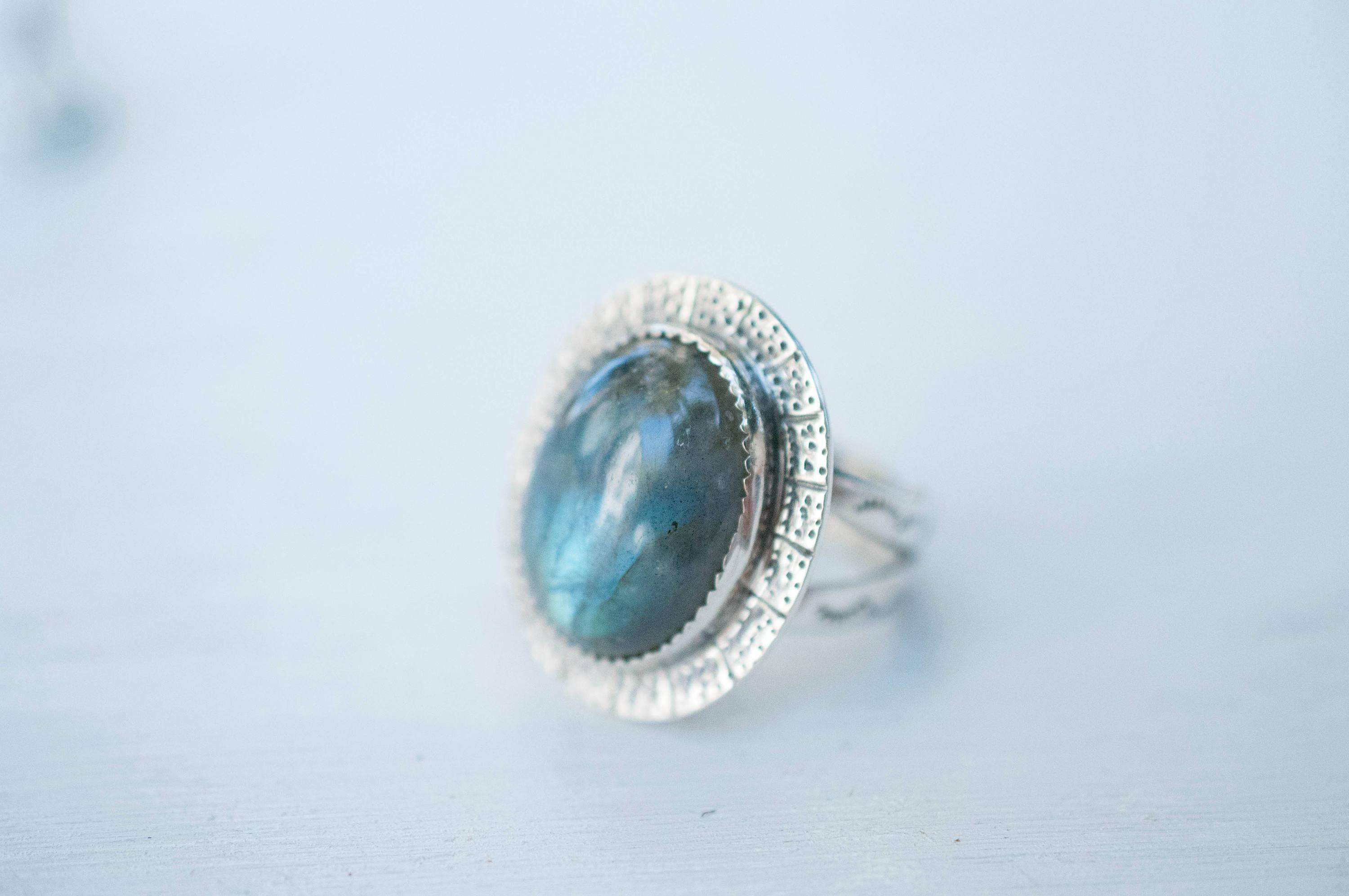 Rainbow Labradorite Ring  ~ Sterling Silver 925 ~MR059 - Maresia Jewelry