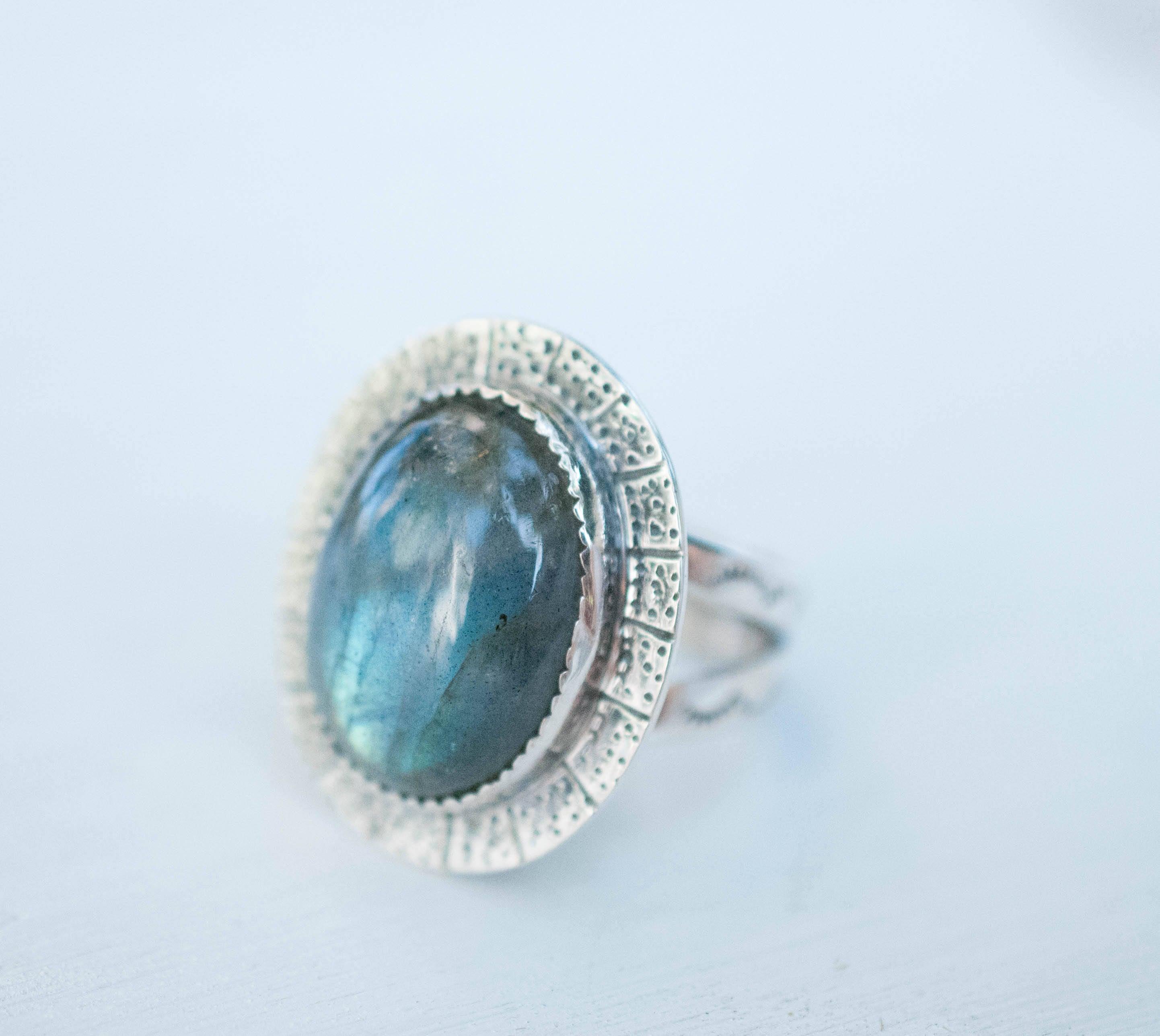 Rainbow Labradorite Ring  ~ Sterling Silver 925 ~MR059 - Maresia Jewelry