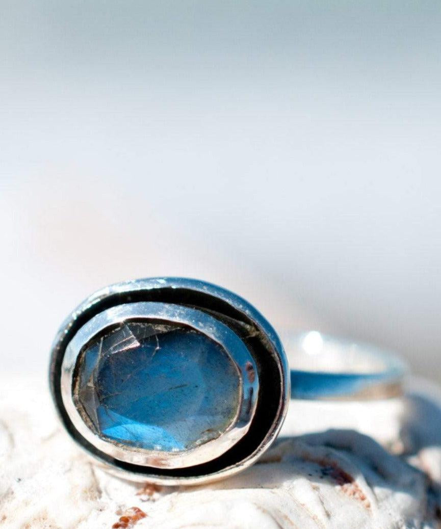 Rainbow Labradorite Ring ~ Sterling Silver 925 ~ MR090 - Maresia Jewelry