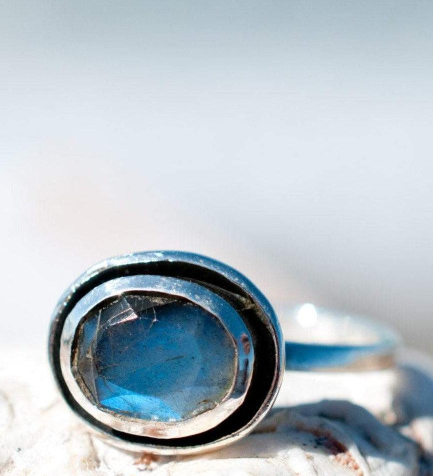 Rainbow Labradorite Ring ~ Sterling Silver 925 ~ MR090 - Maresia Jewelry