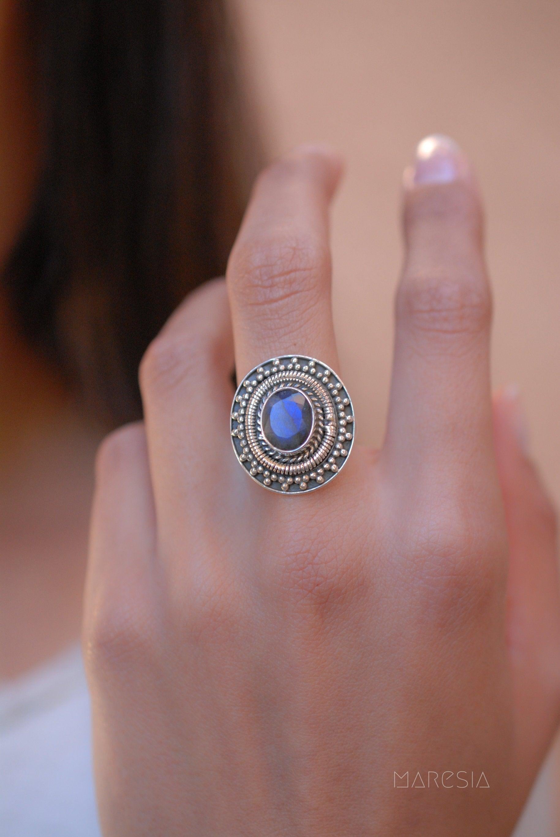 Rainbow Labradorite Ring ~ Sterling Silver 925~ MR107 - Maresia Jewelry