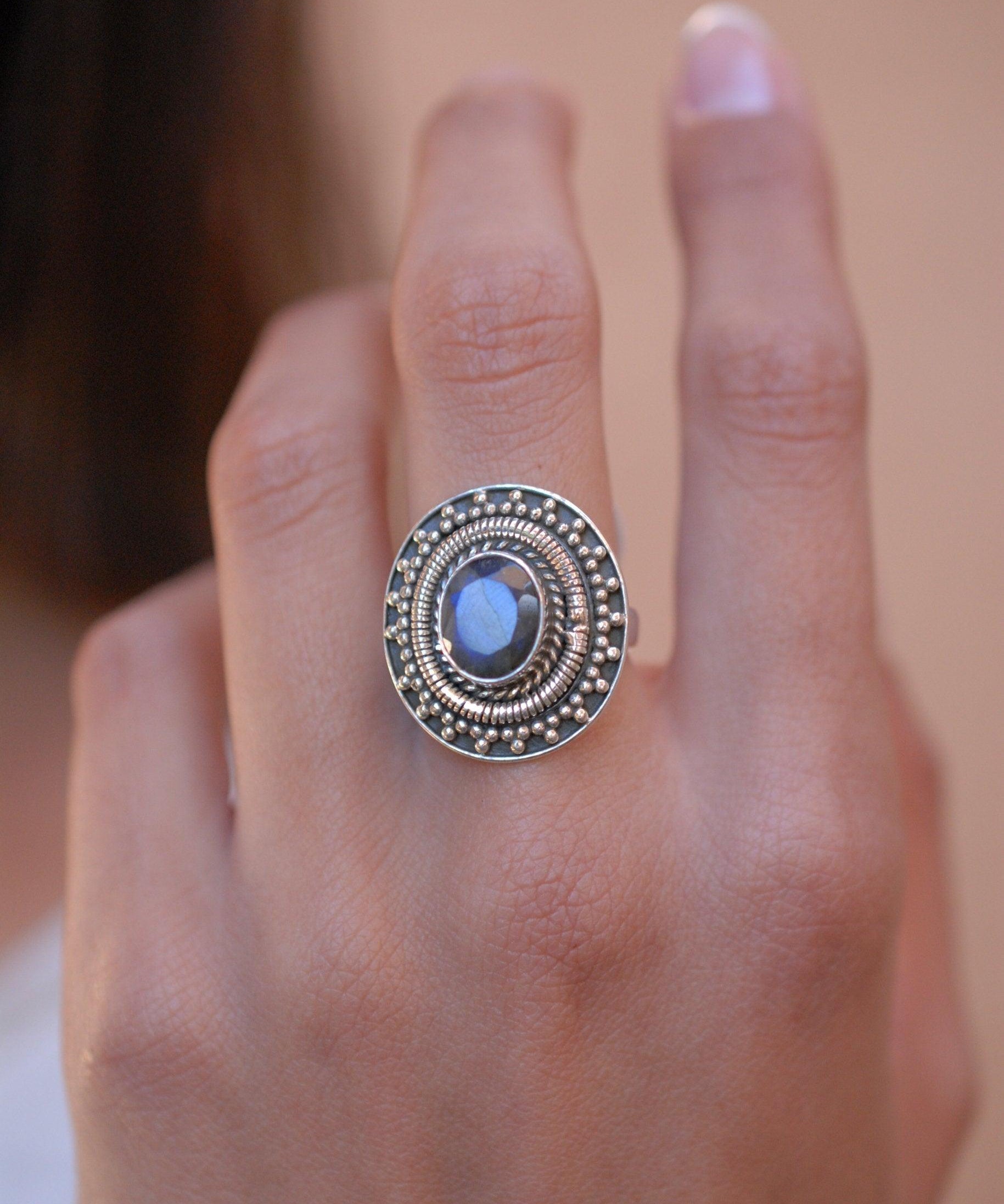 Rainbow Labradorite Ring ~ Sterling Silver 925~ MR107 - Maresia Jewelry