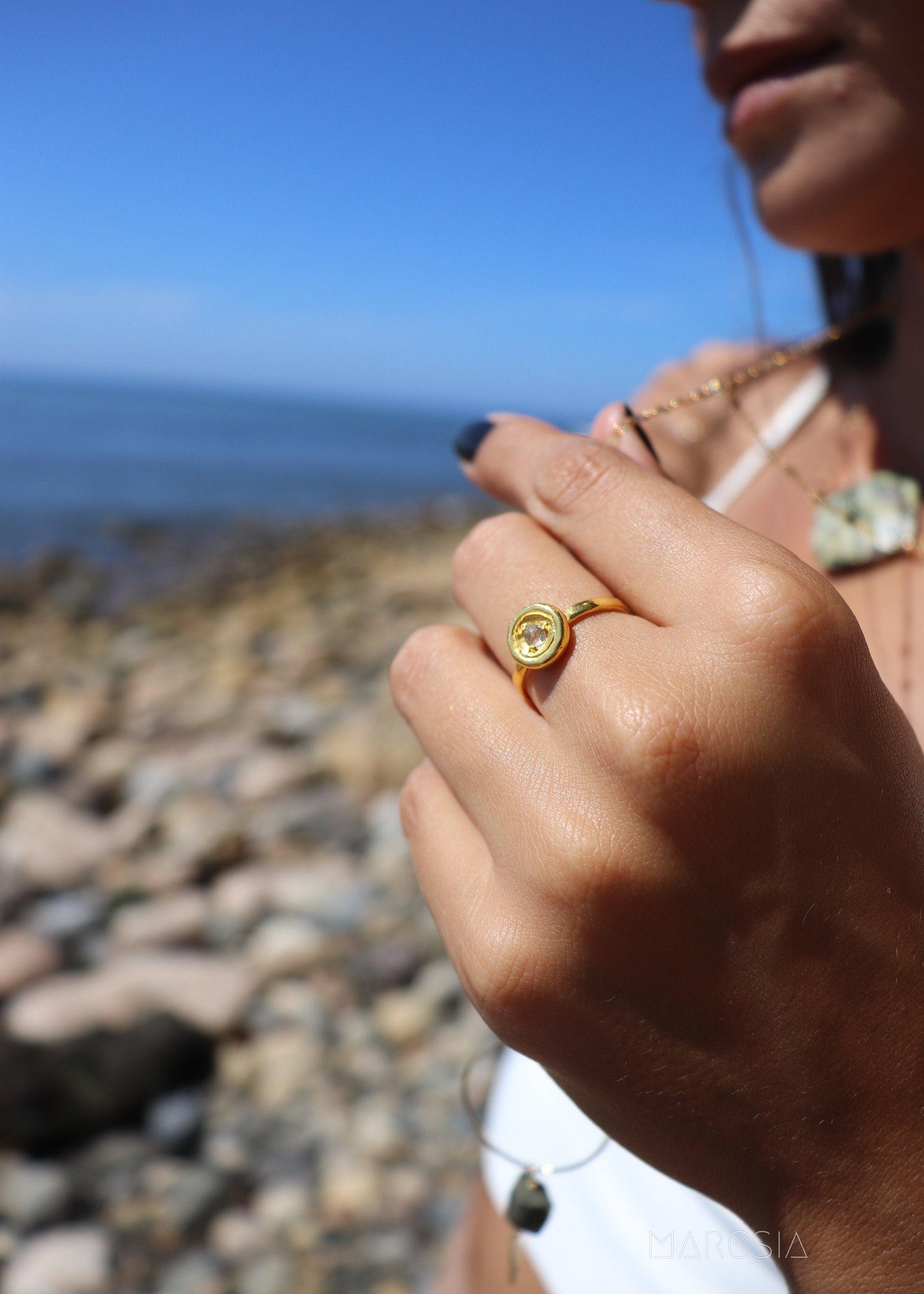 Rainbow Moonstone Ring ~ ~ 14k Gold Plated over Sterling Silver 925 ~ MR150 - Maresia Jewelry