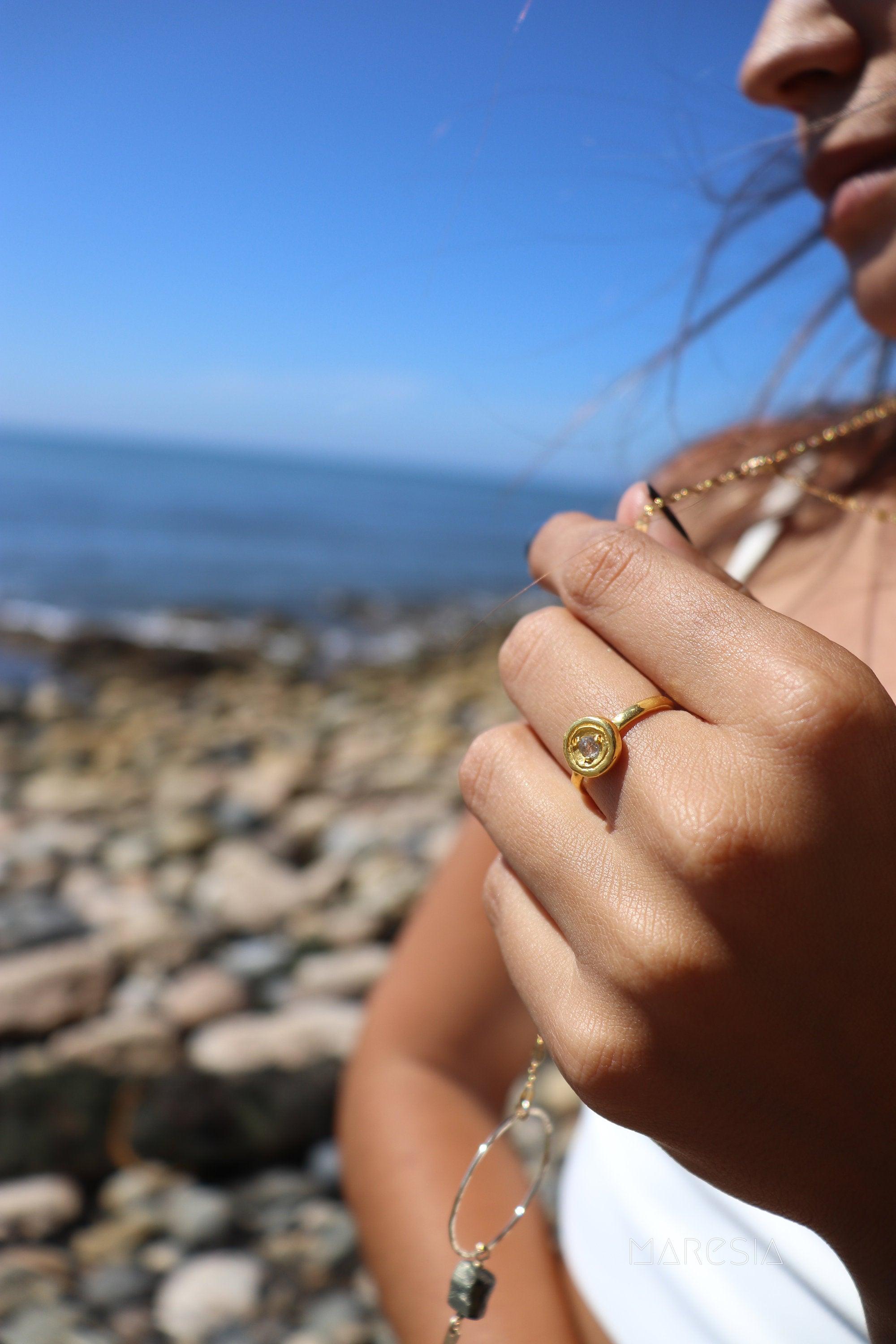 Rainbow Moonstone Ring ~ ~ 14k Gold Plated over Sterling Silver 925 ~ MR150 - Maresia Jewelry