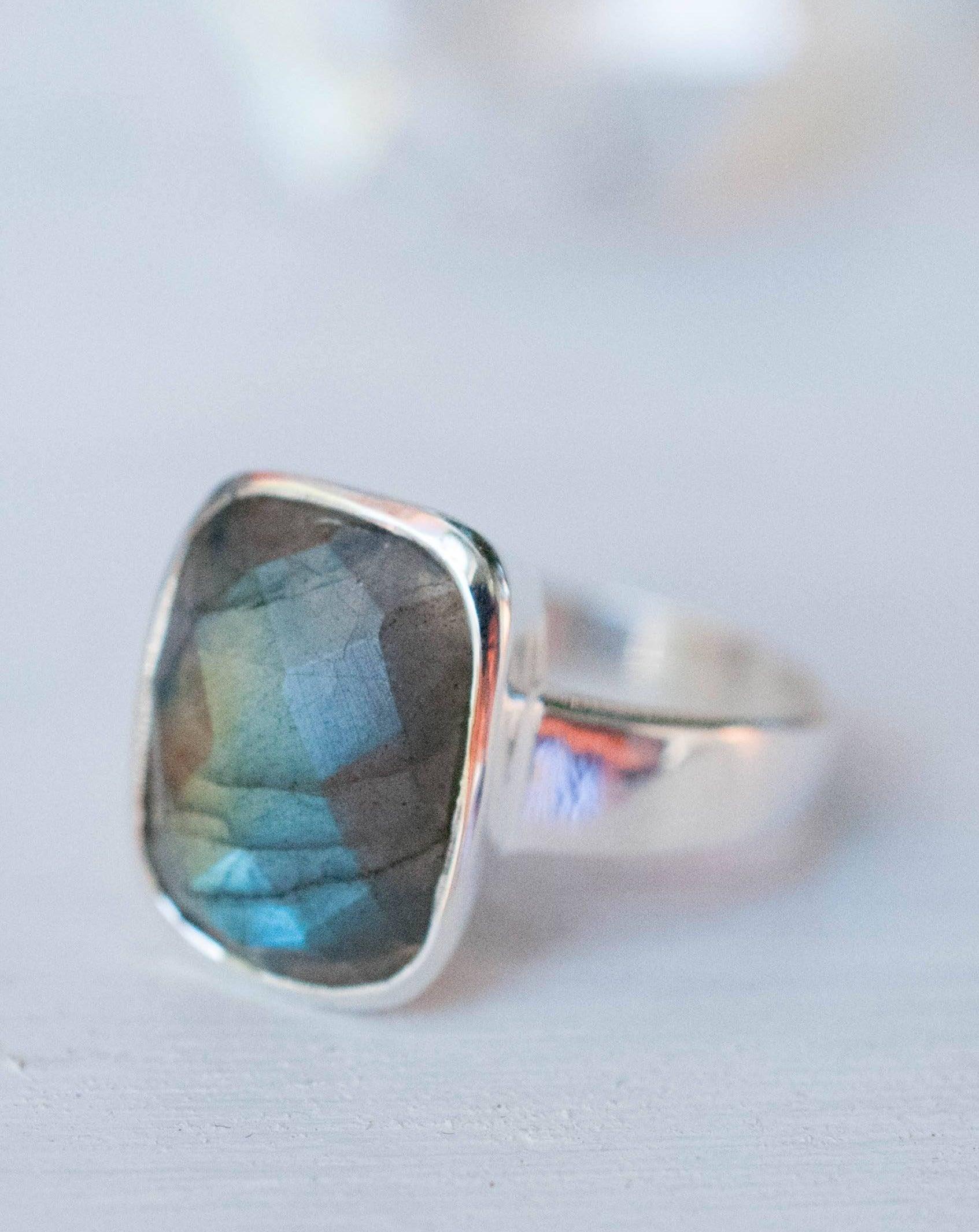 Rectangle Rainbow Labradorite Ring ~ Sterling Silver 925 ~MR012 - Maresia Jewelry