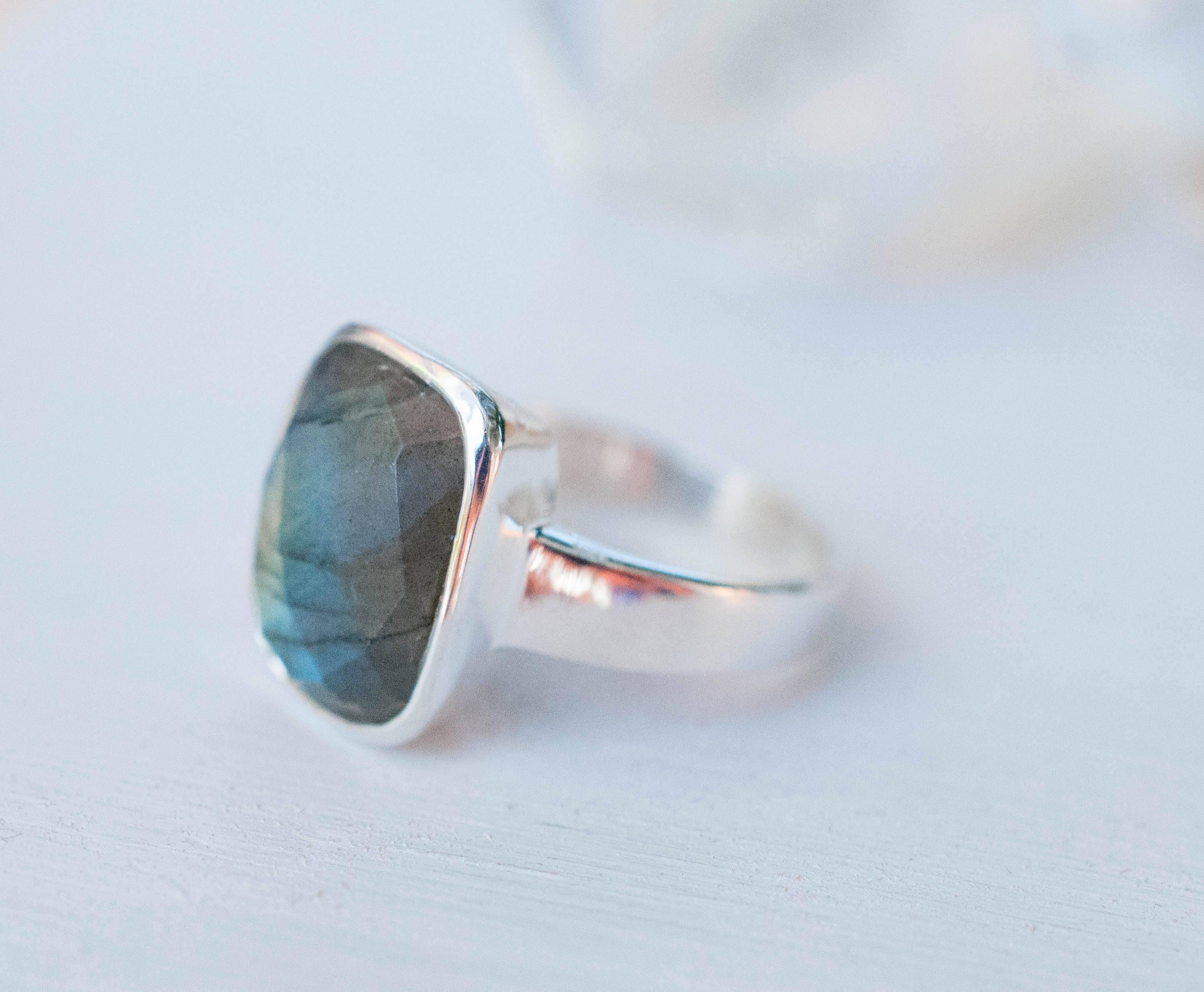 Rectangle Rainbow Labradorite Ring ~ Sterling Silver 925 ~MR012 - Maresia Jewelry
