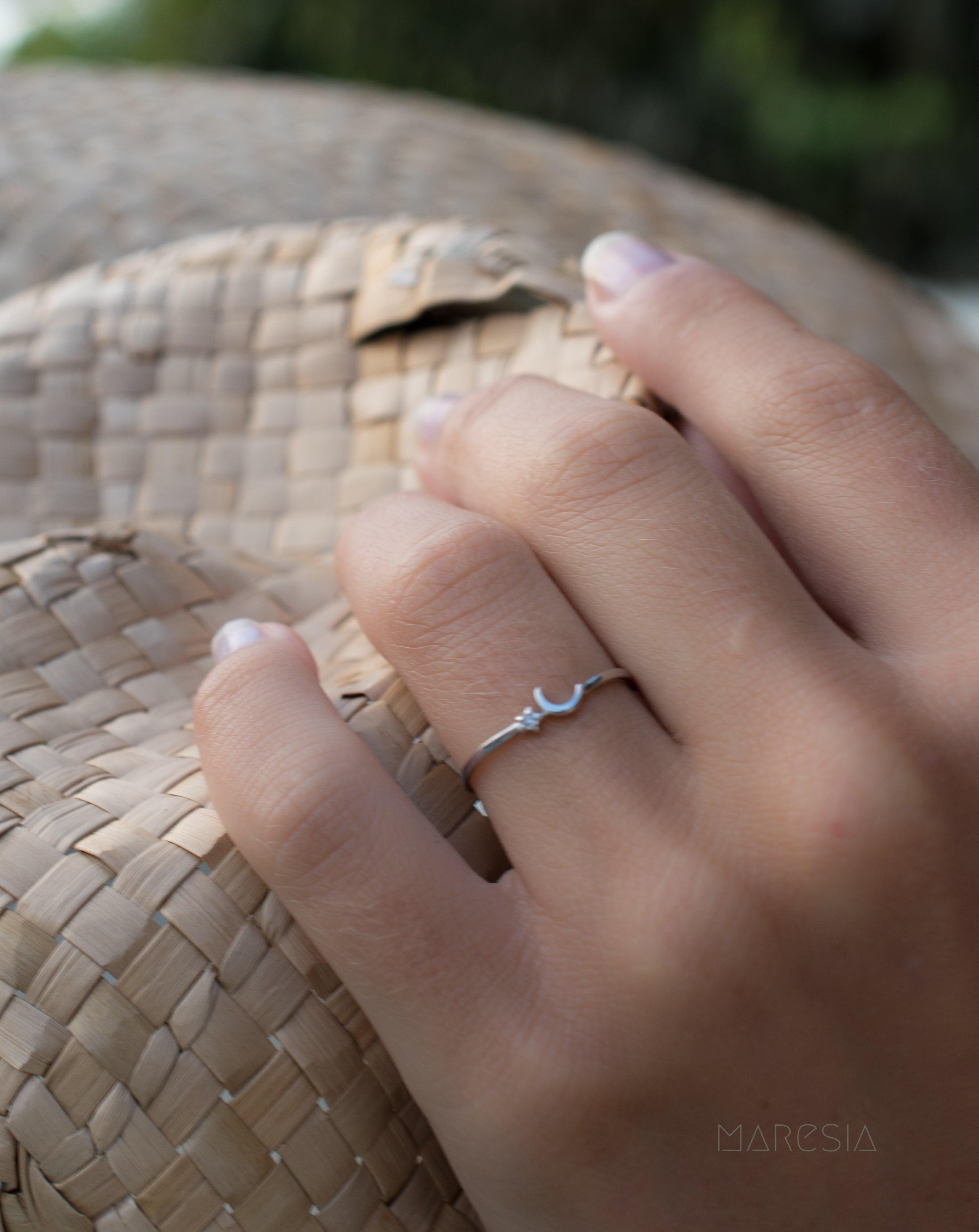 Ring~ Sterling Silver 925~ SMR094 - Maresia Jewelry