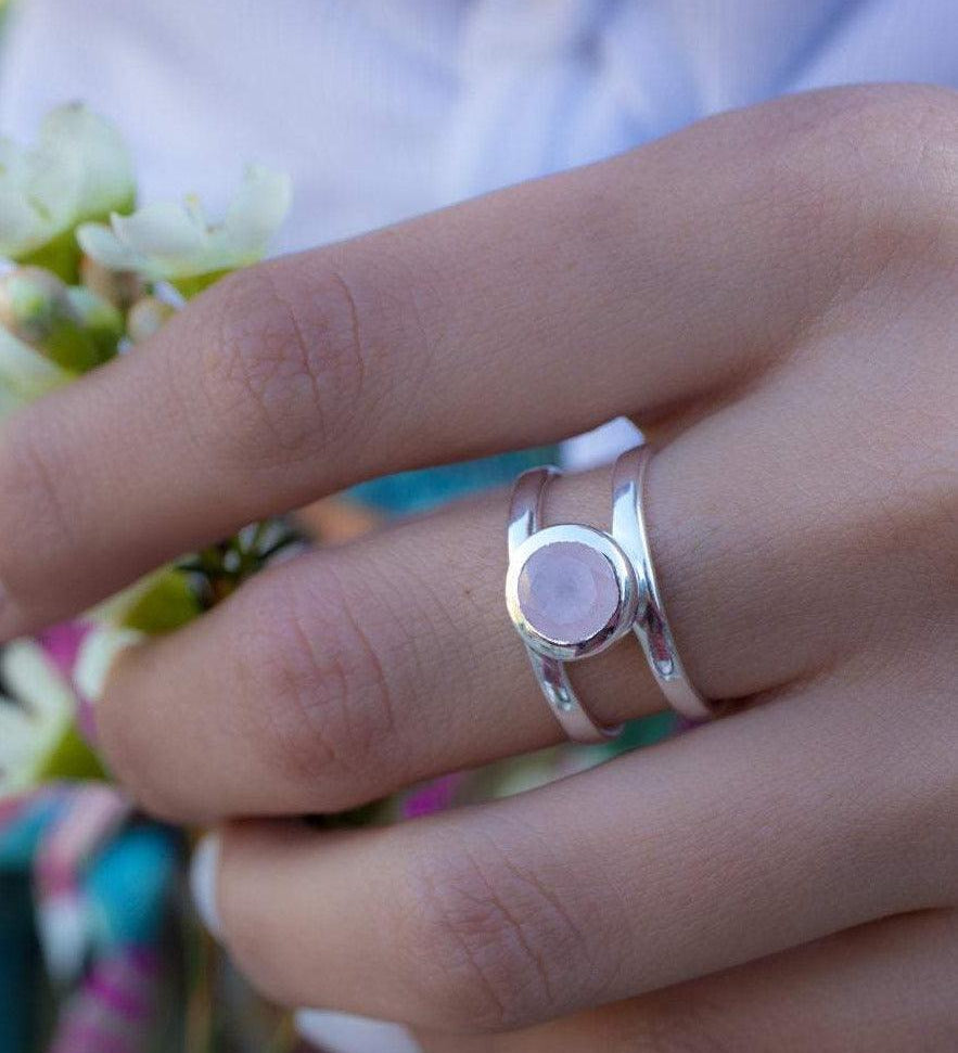 Rose Quartz Ring ~ Sterling Silver 925 ~ MR182 - Maresia Jewelry