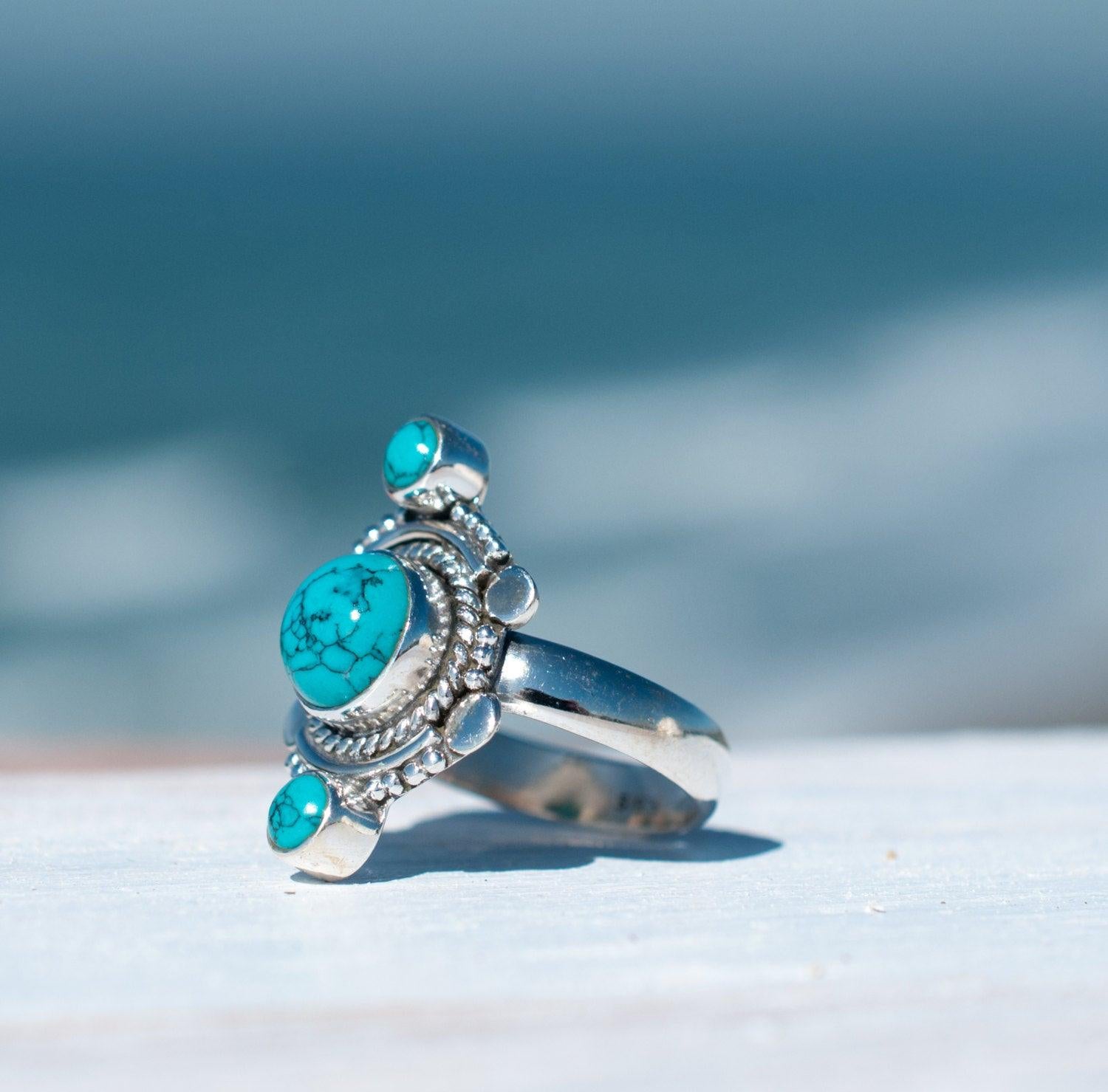 Round Turquoise Ring ~ Sterling Silver 925 ~ MR121 - Maresia Jewelry