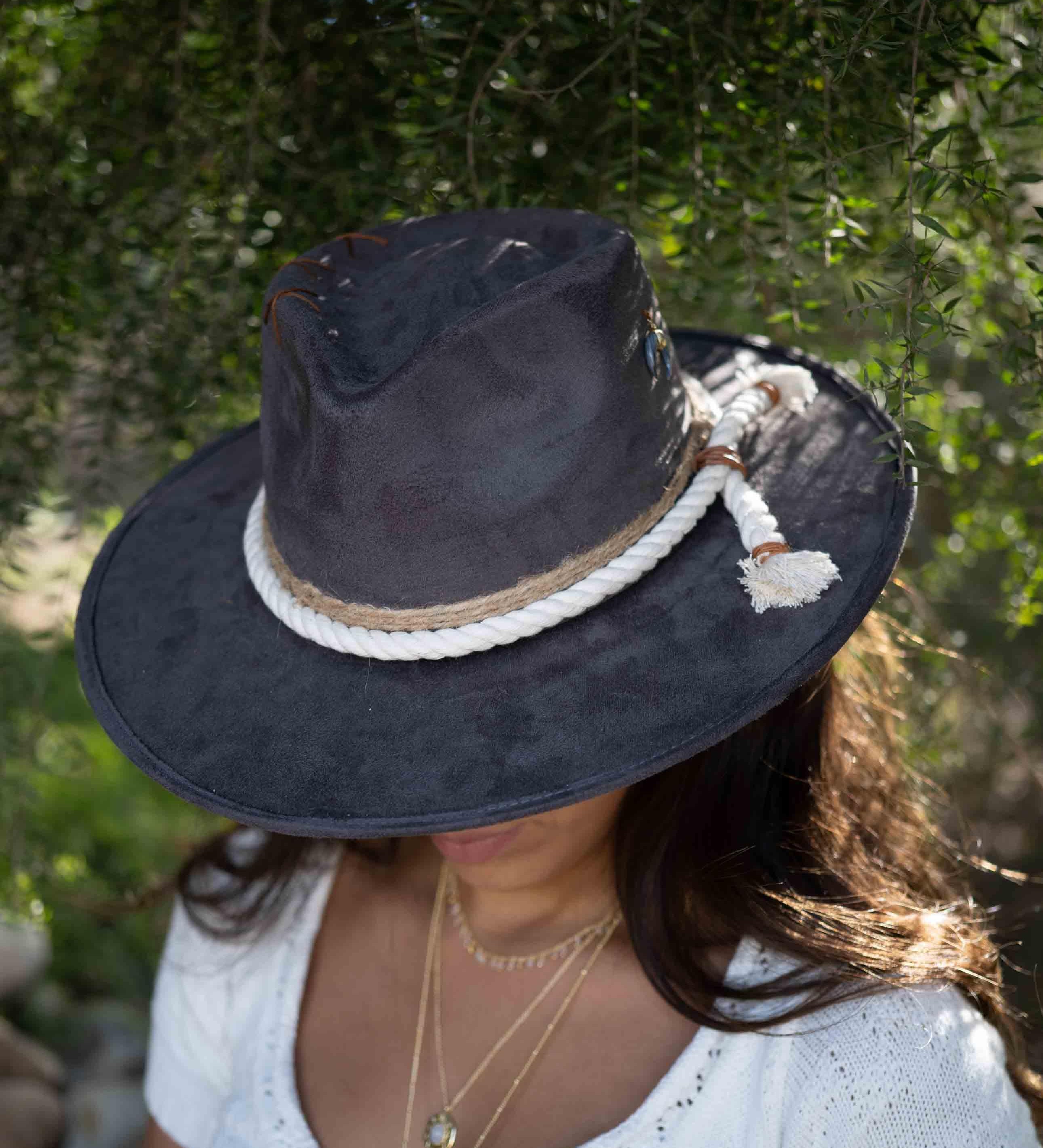 Sophi Hat - One of a kind - Maresia Jewelry