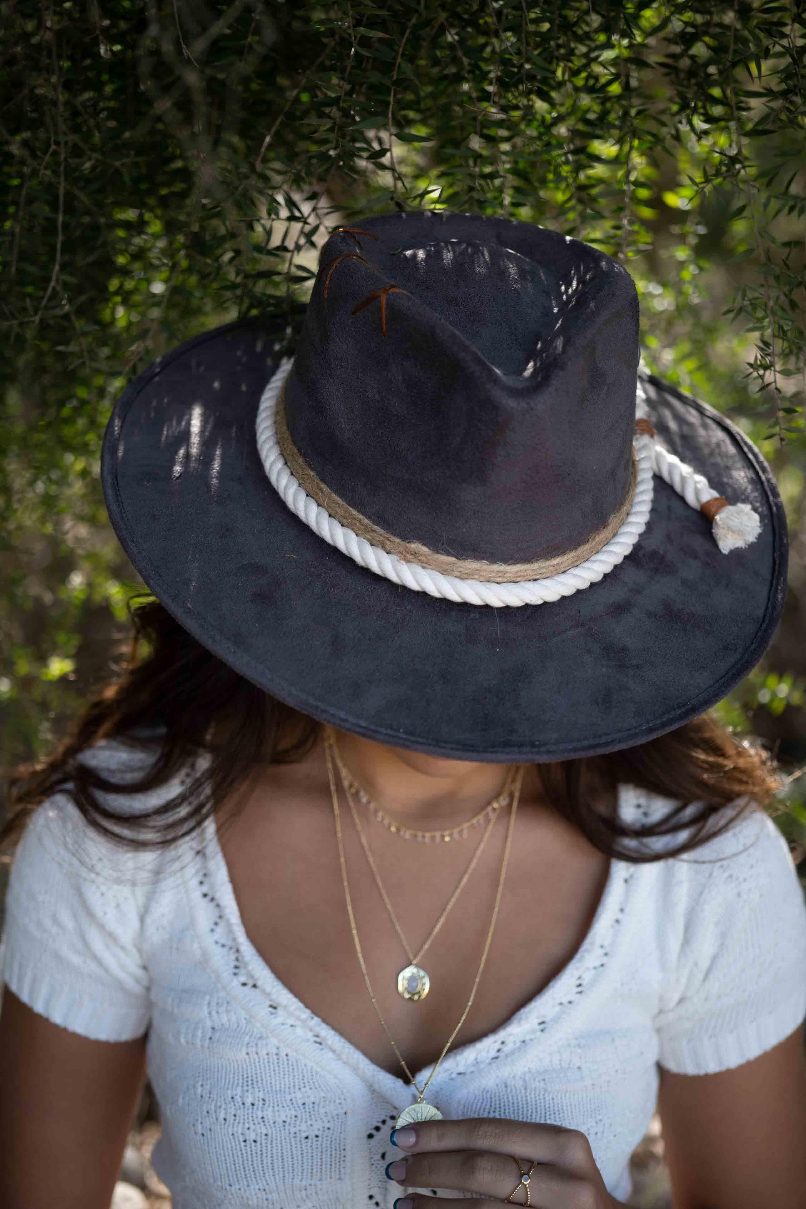 Sophi Hat - One of a kind - Maresia Jewelry