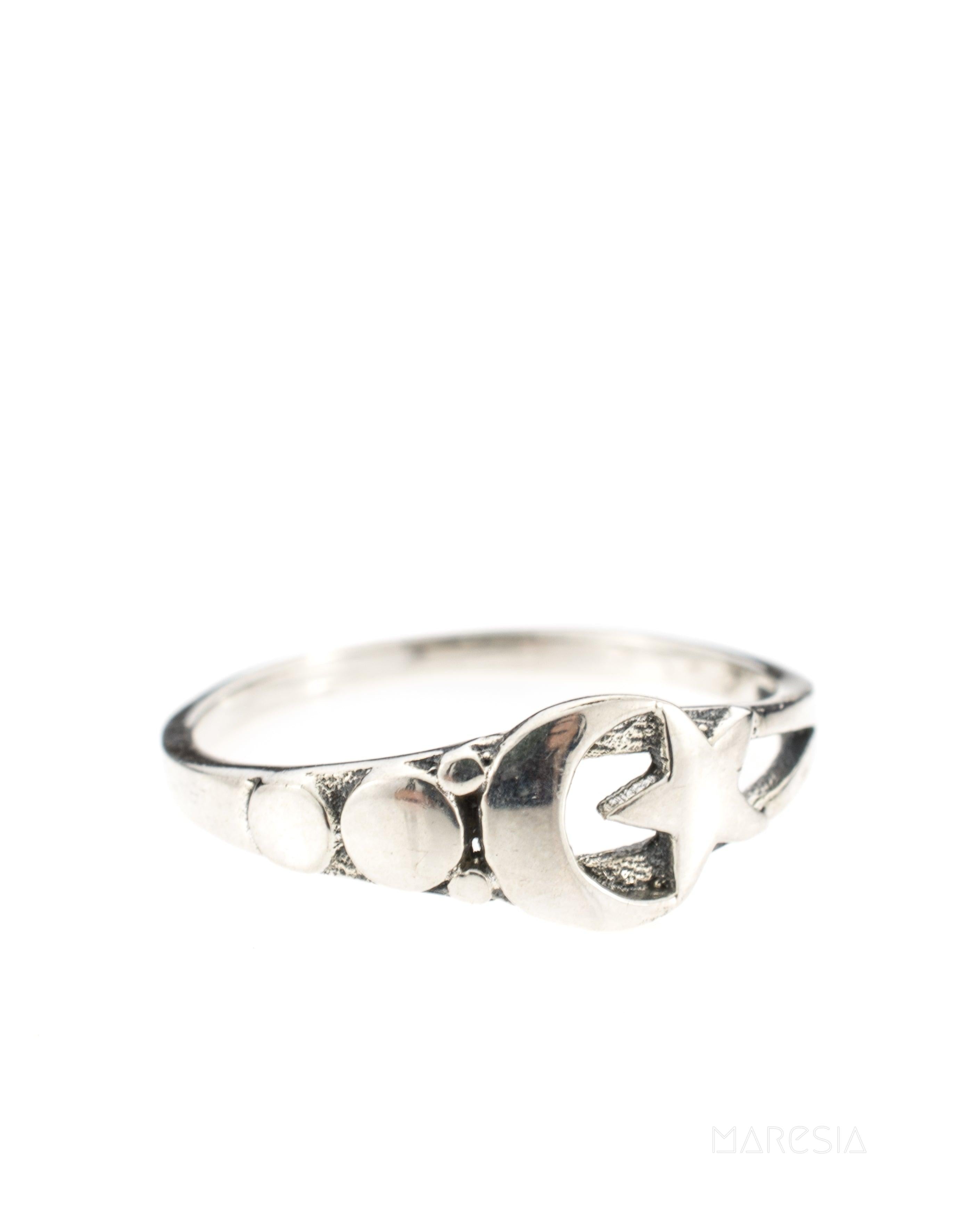 Star Ring~ Sterling Silver 925~ SMR061 - Maresia Jewelry