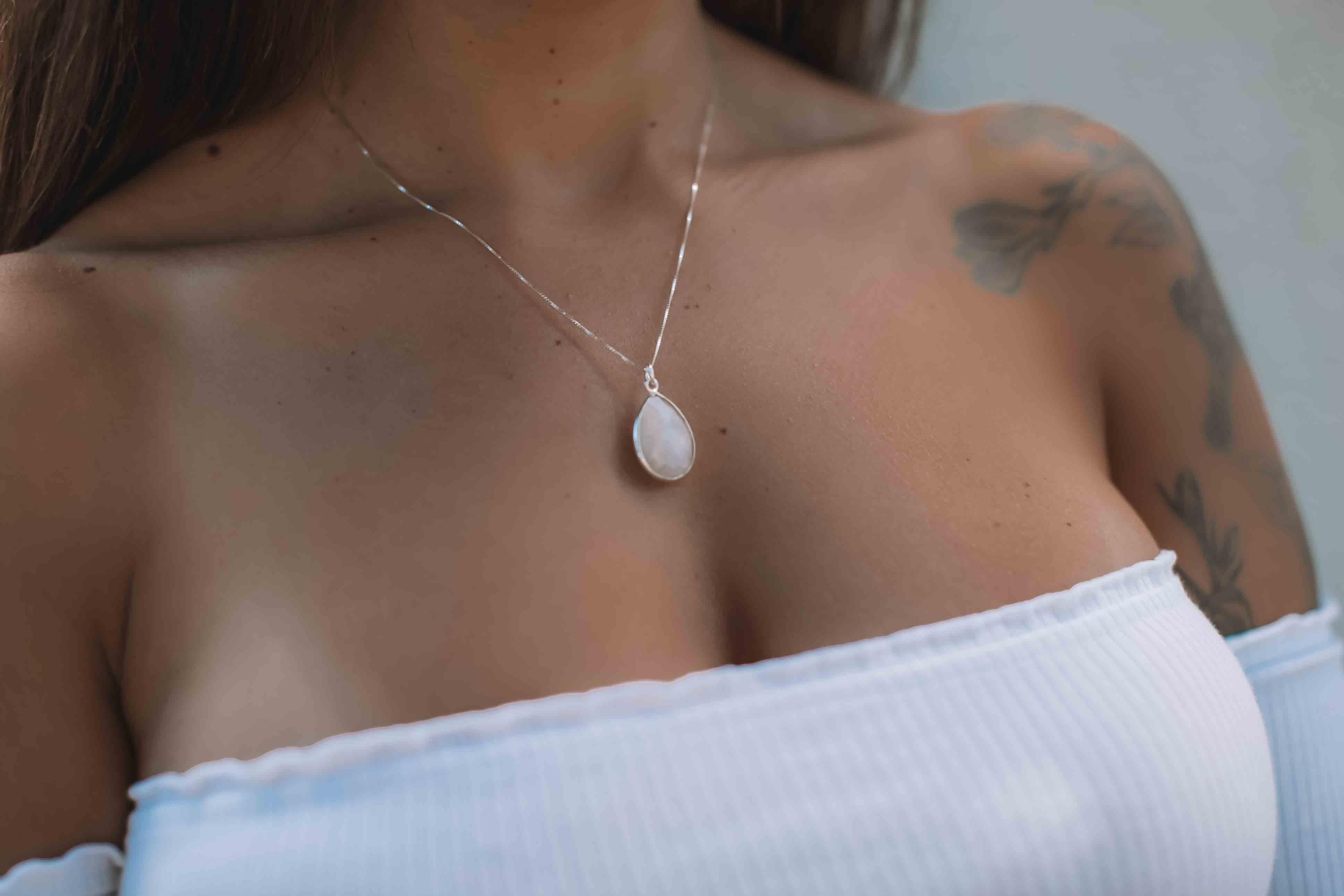Suy Gemstone Necklace ~ Aqua Chalcedony ~ Sterling Silver 925~MN012 - Maresia Jewelry