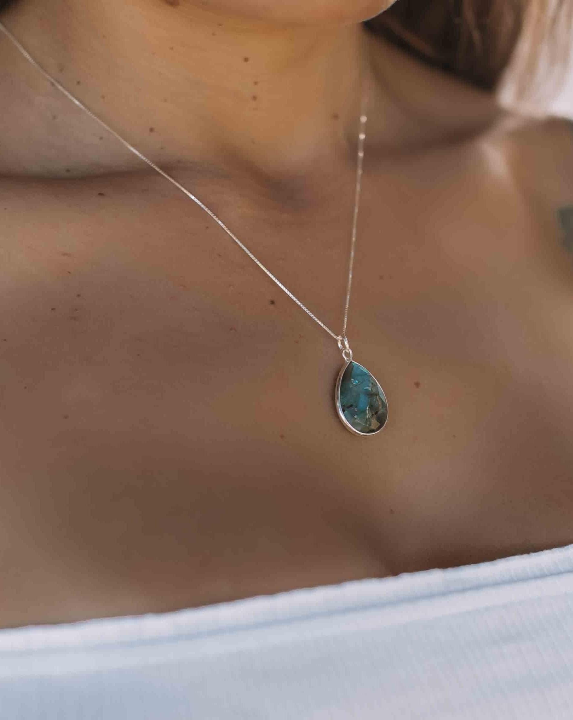 Suy Gemstone Necklace ~ Labradorite ~ Sterling Silver 925 ~MN012 - Maresia Jewelry