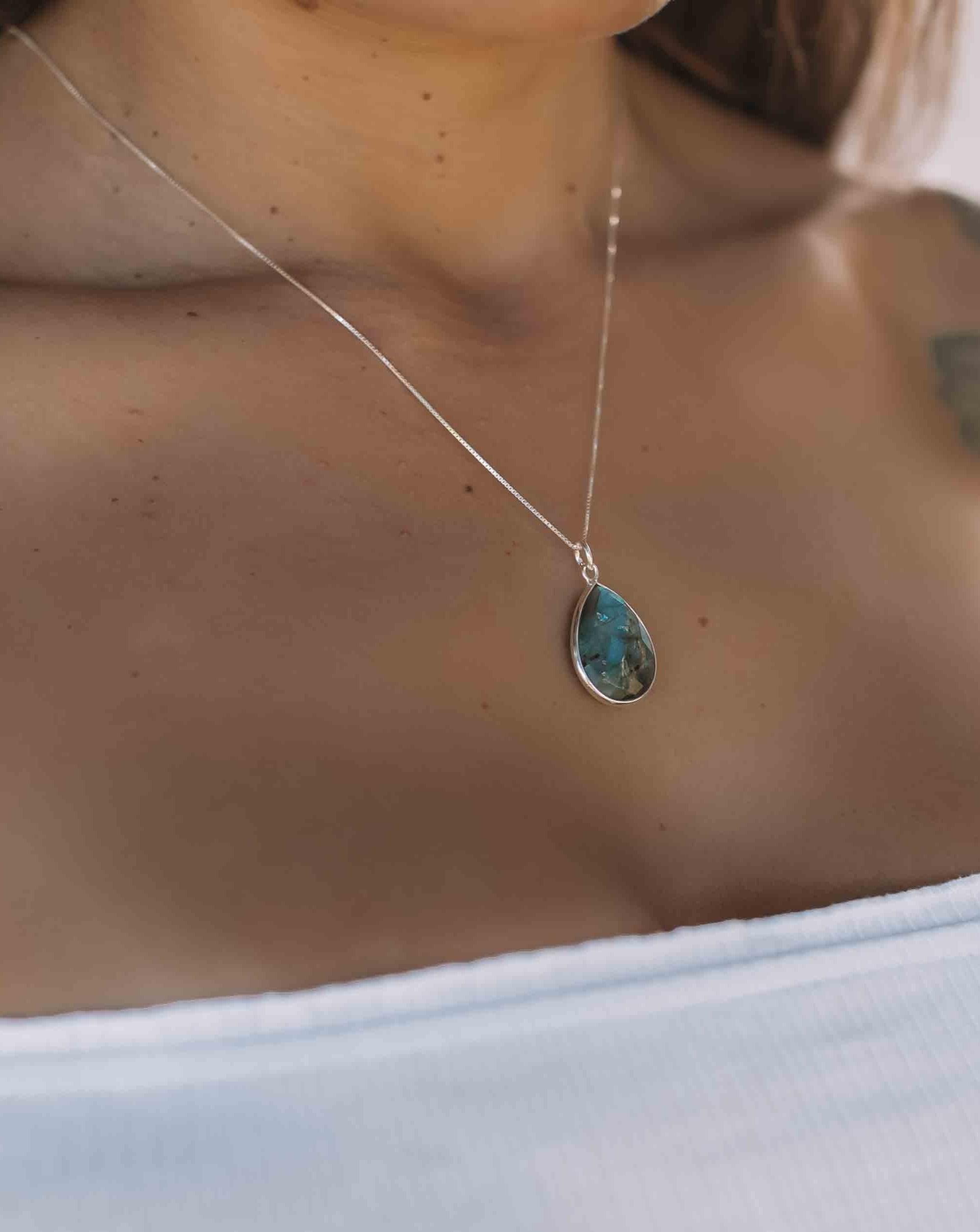 Suy Gemstone Necklace ~ Moonstone ~ Sterling Silver 925 ~MN012 - Maresia Jewelry