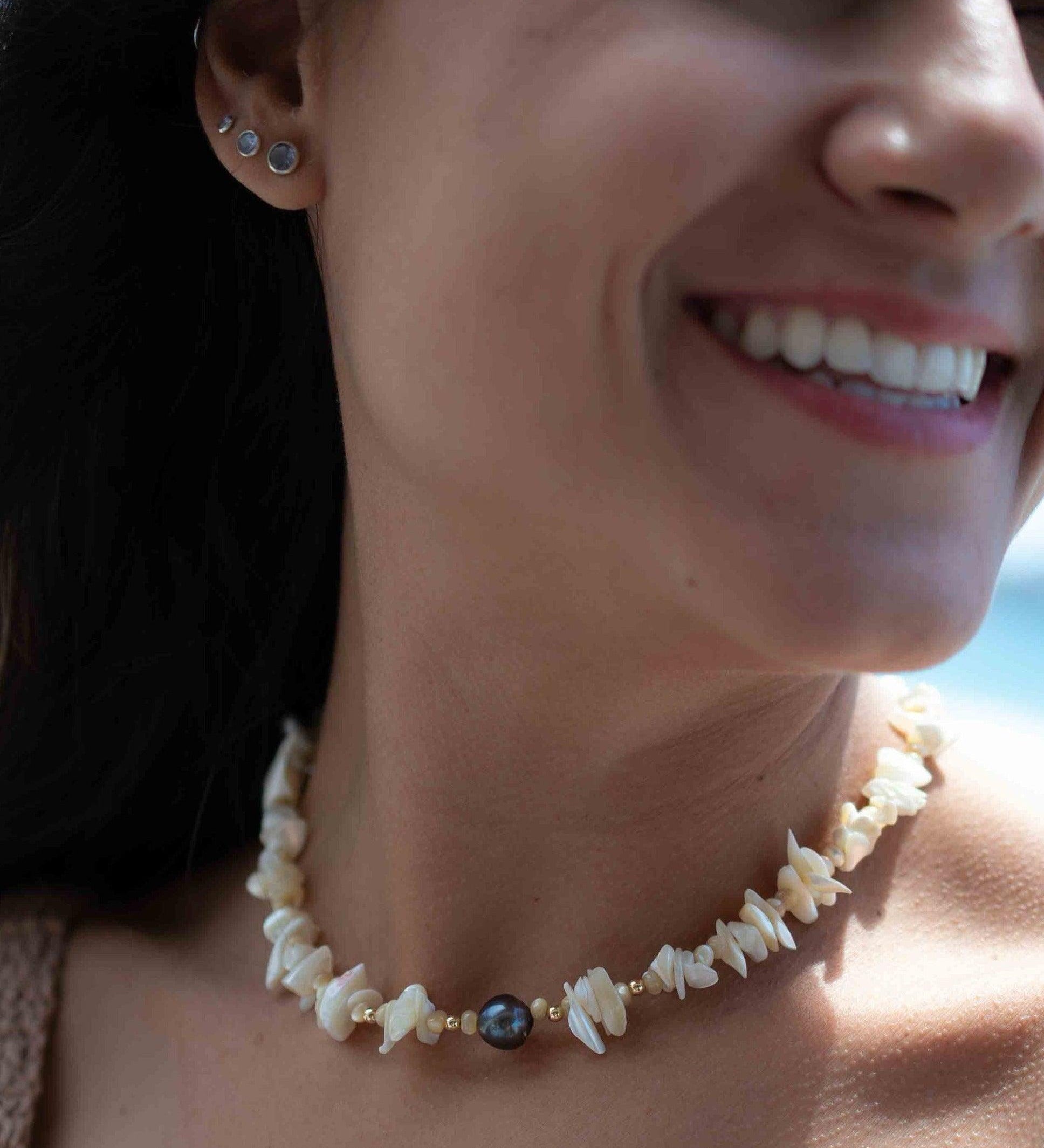 Tahitian Pearl & Mother-of-Pearl Choker ~ Sterling Silver 925 or Gold Filled~ Choker ~ Jewelry ~ Minimalist~ Handmade~Delicate~Layered MN0